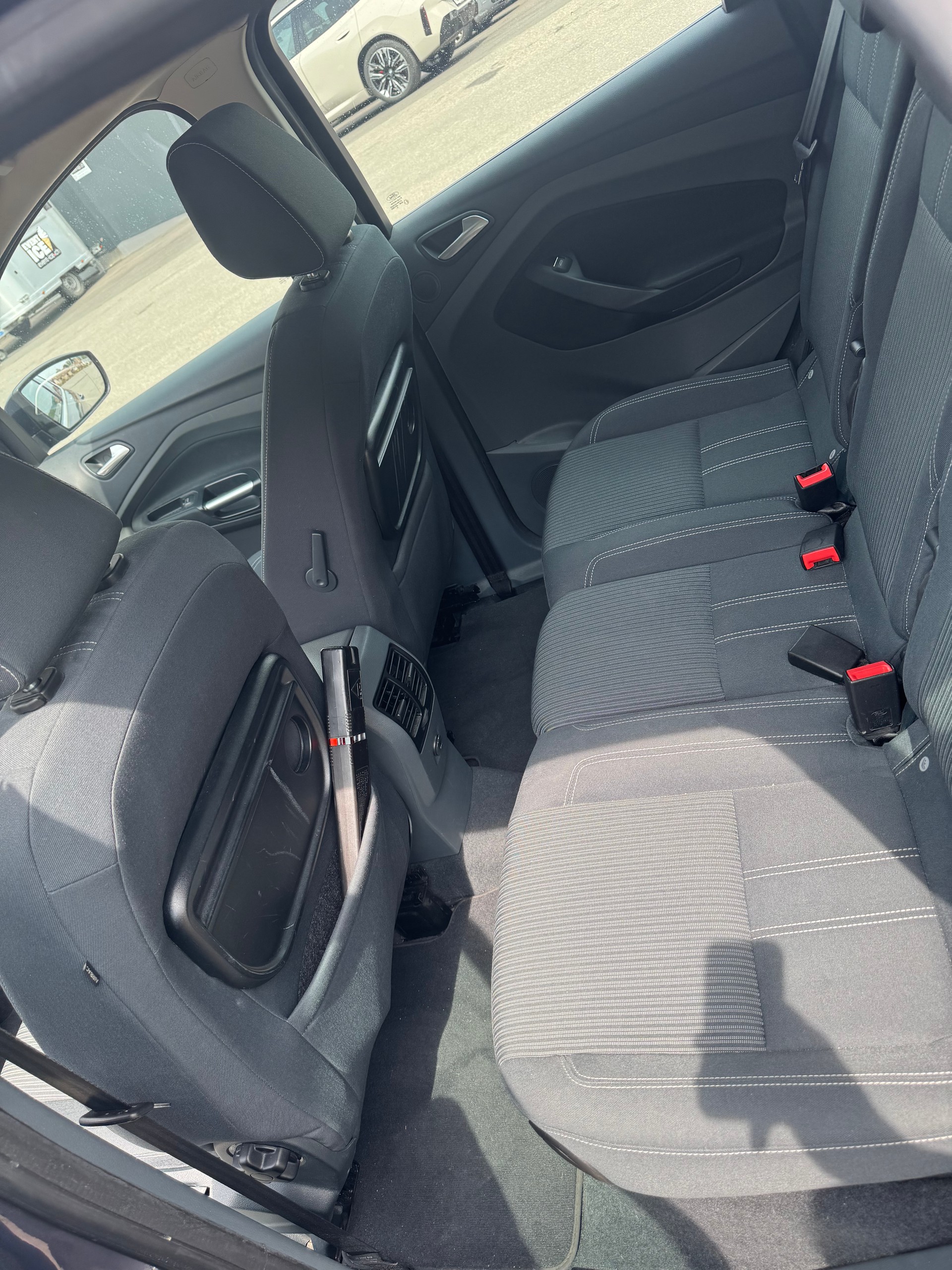 FORD C-Max 2.0 TDCi Titanium PowerShift-image-6