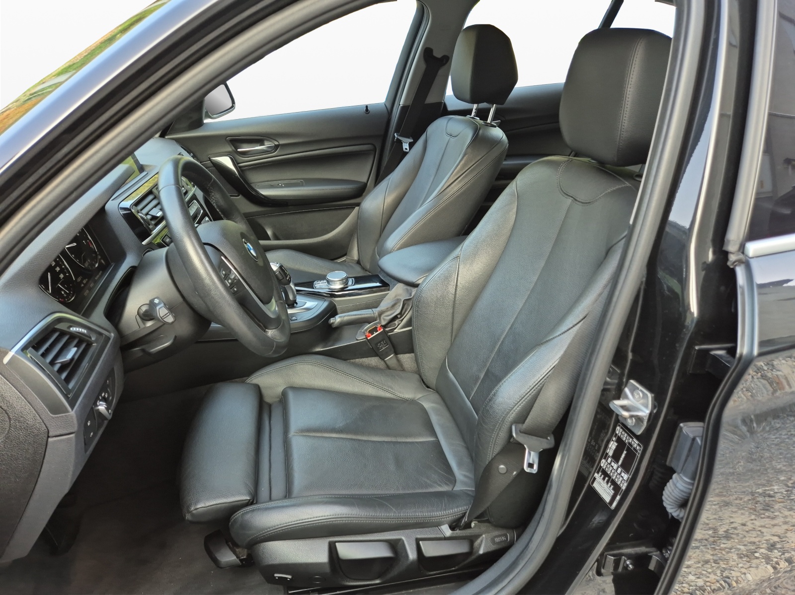 BMW 118i Steptronic-image-9