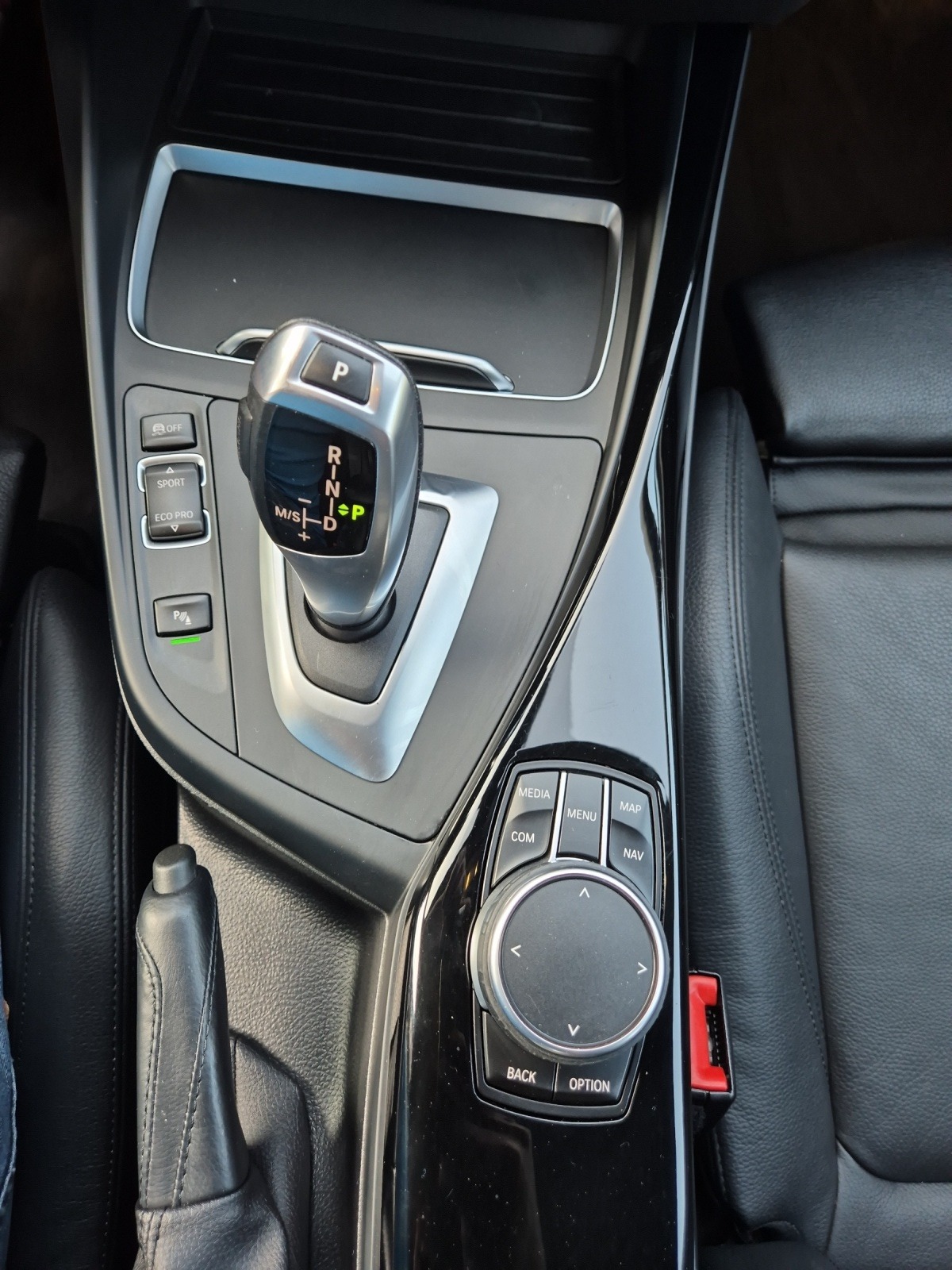 BMW 118i Steptronic-image-14