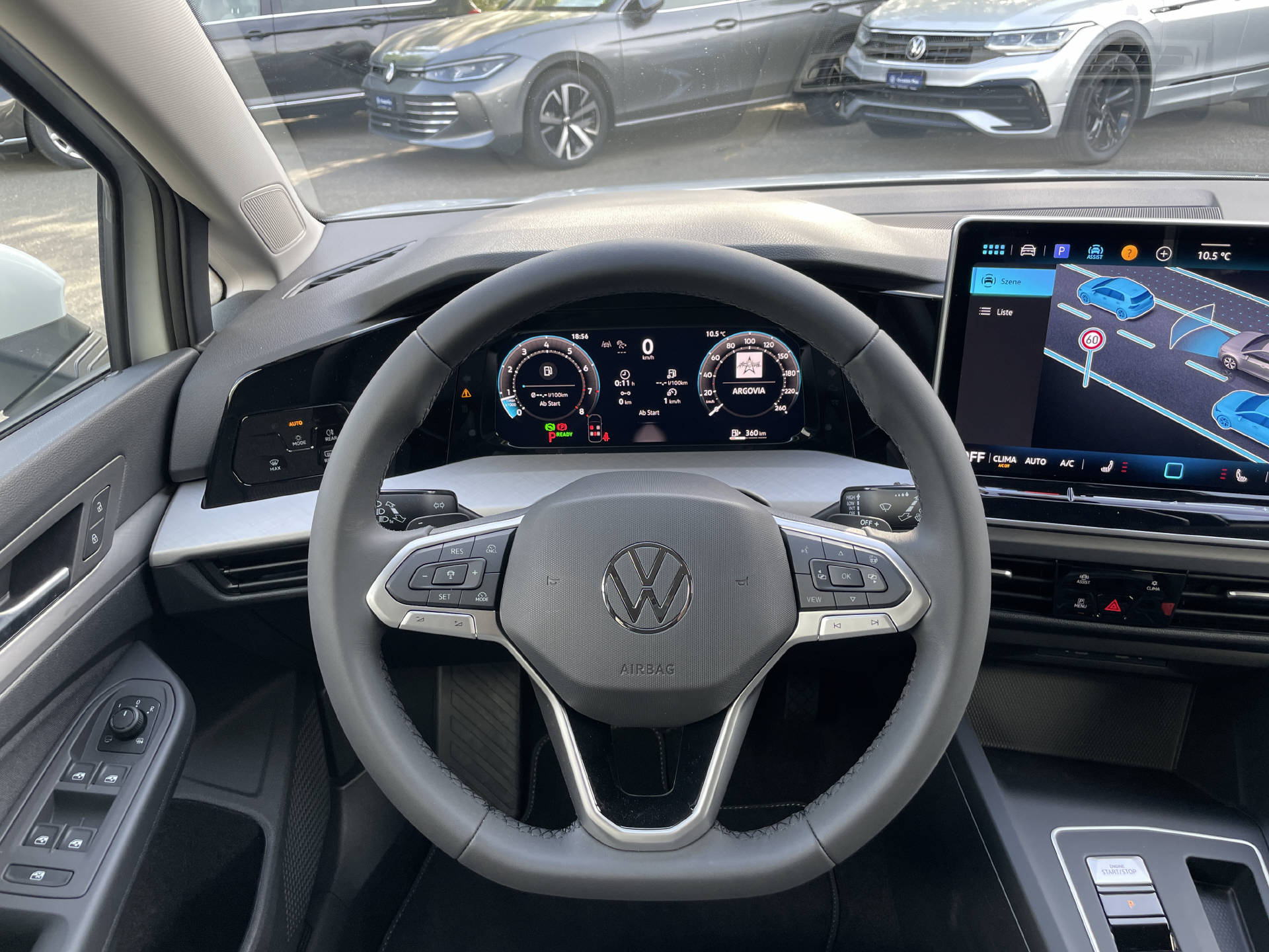 VW Golf VIII 1.5 eTSI Value DSG-image-11