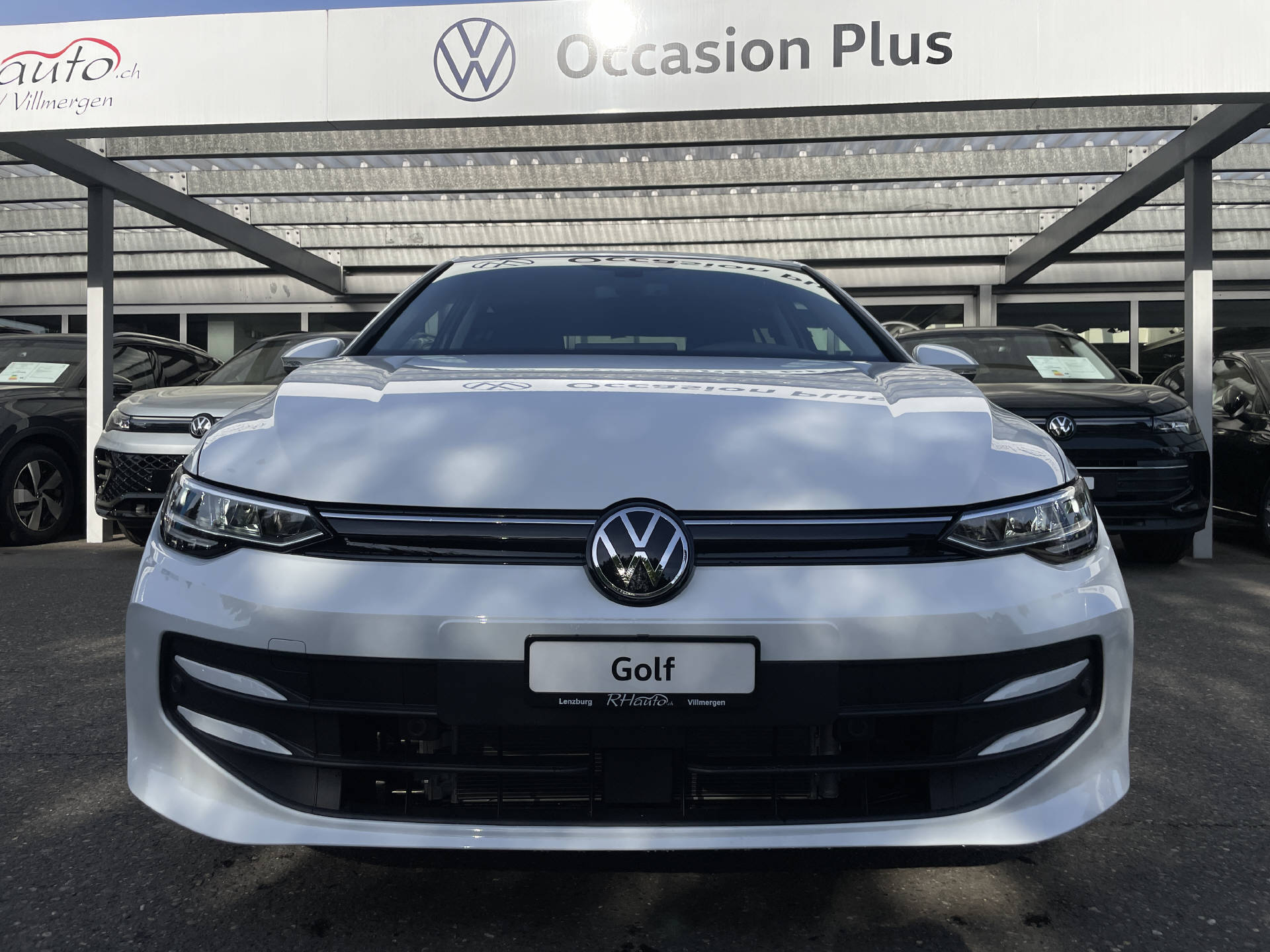 VW Golf VIII 1.5 eTSI Value DSG-image-1