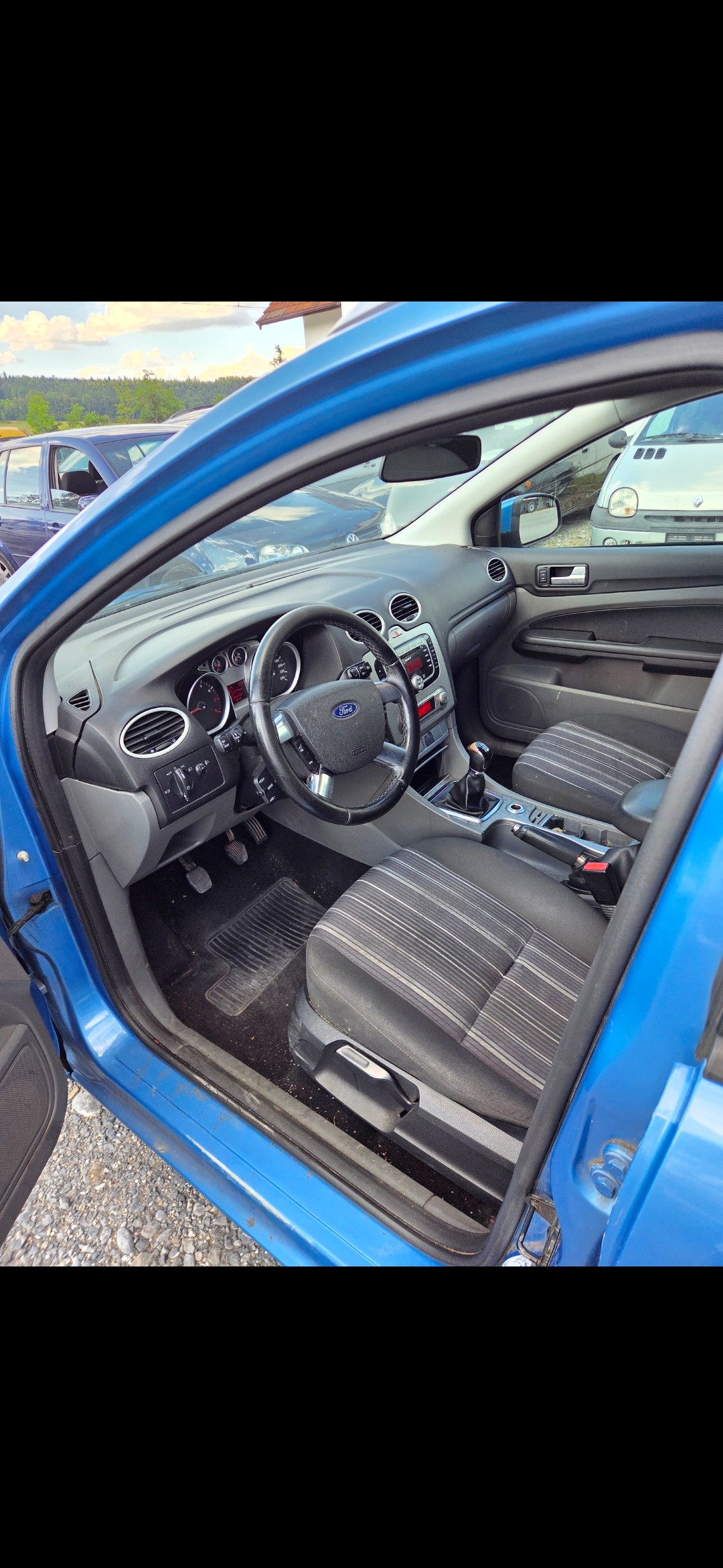 FORD Focus 1.8i Carving-image-6