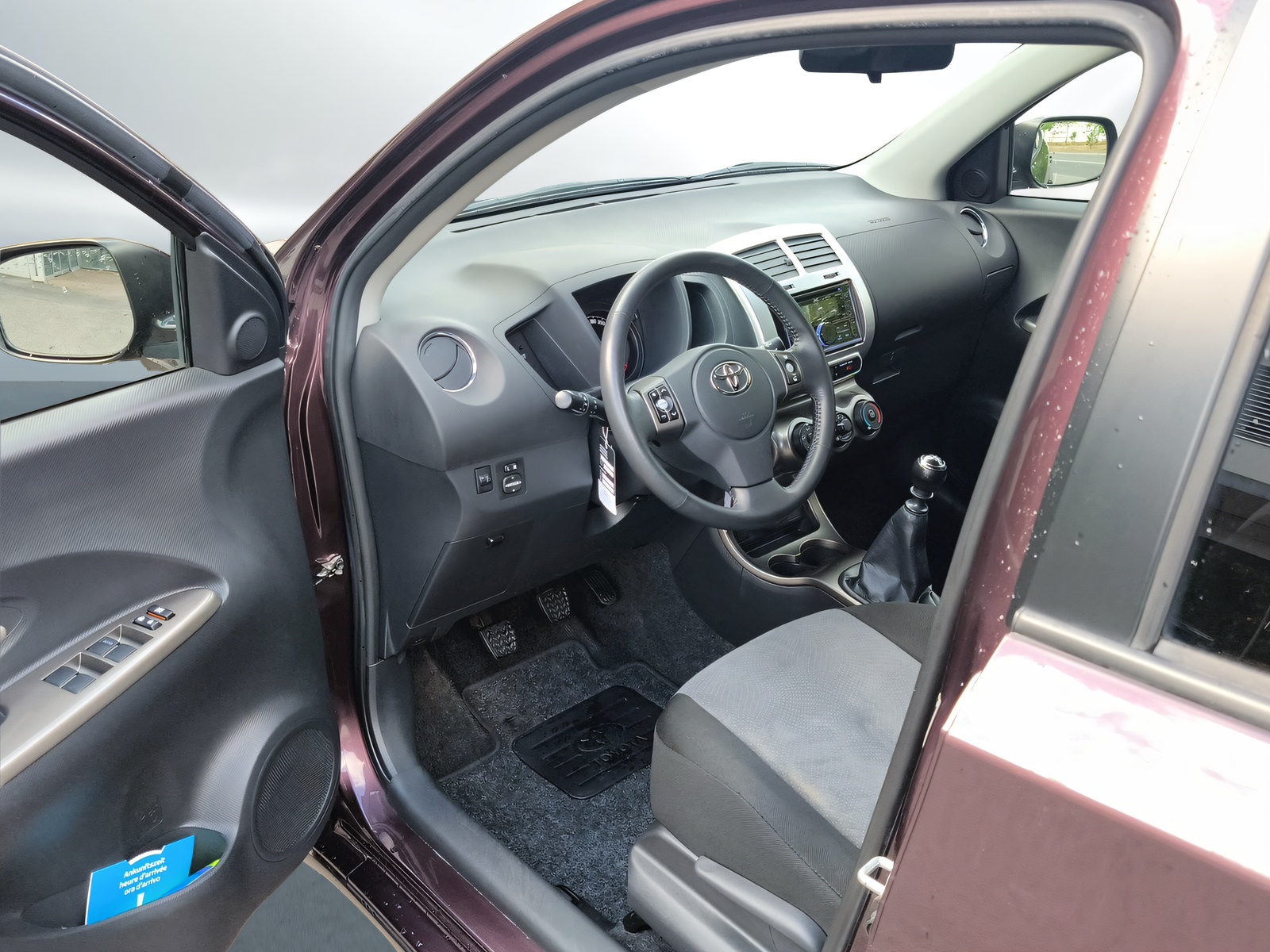 TOYOTA 1.4 D-4D Linea Luna 4WD-image-6