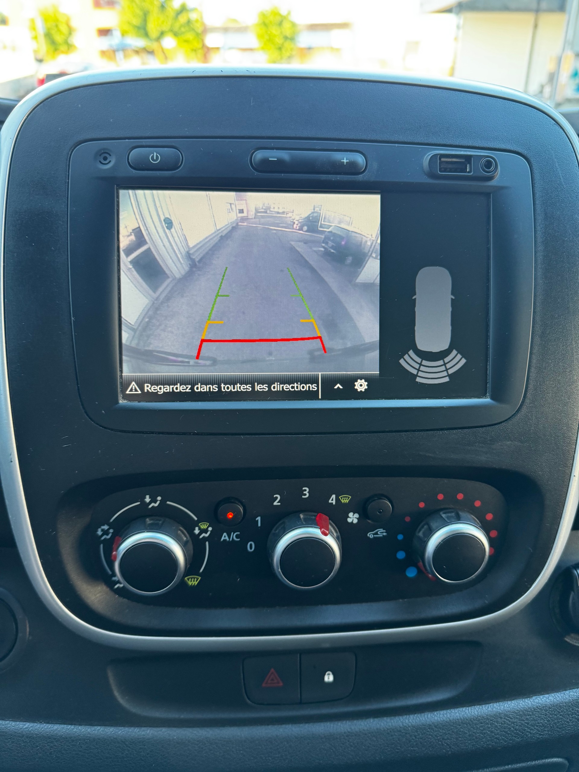 NISSAN NV300 dCi 120 2.9 L1H1 Pro-image-14