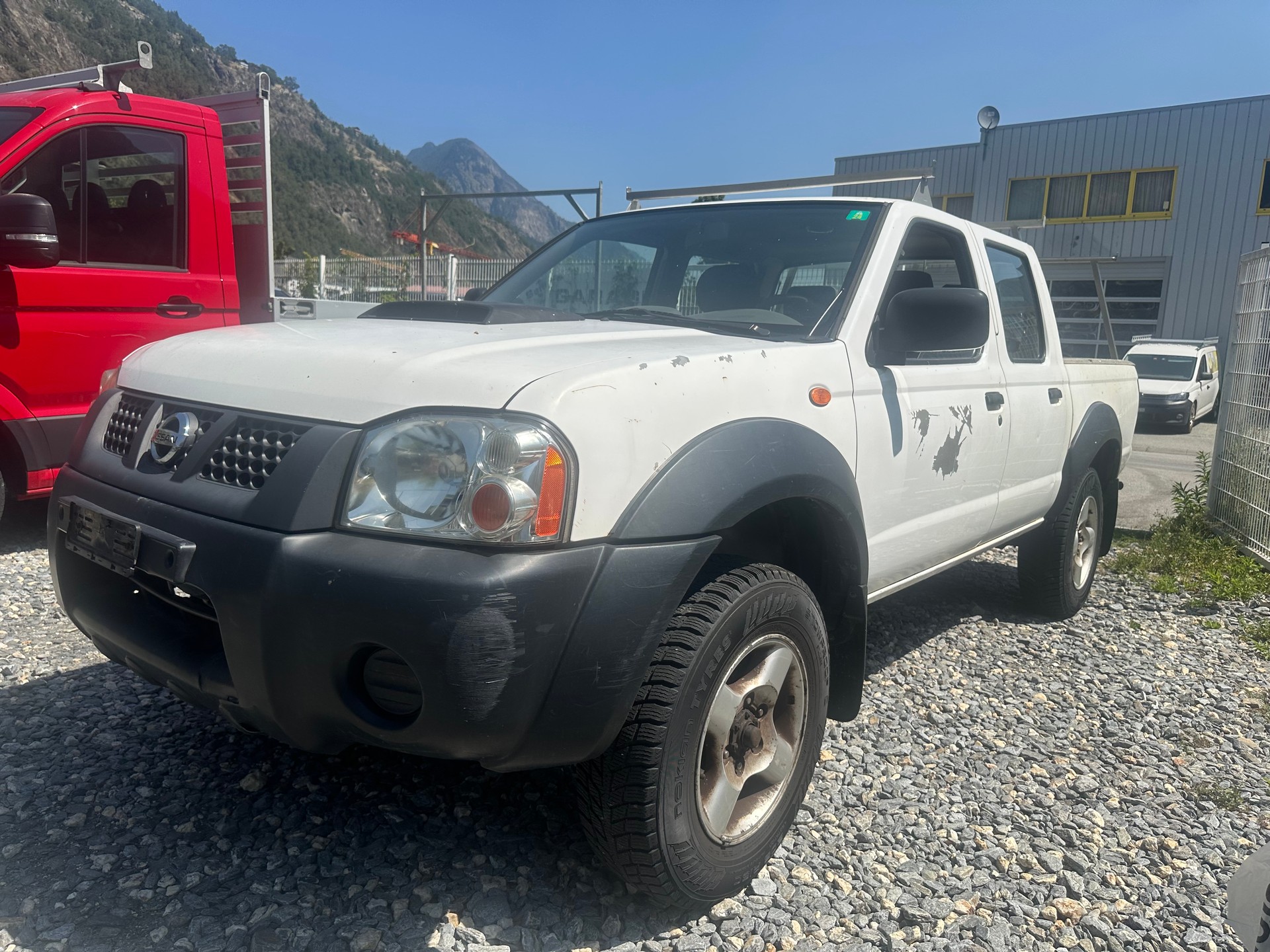 NISSAN NP300 4x4 Double Cab-image-9