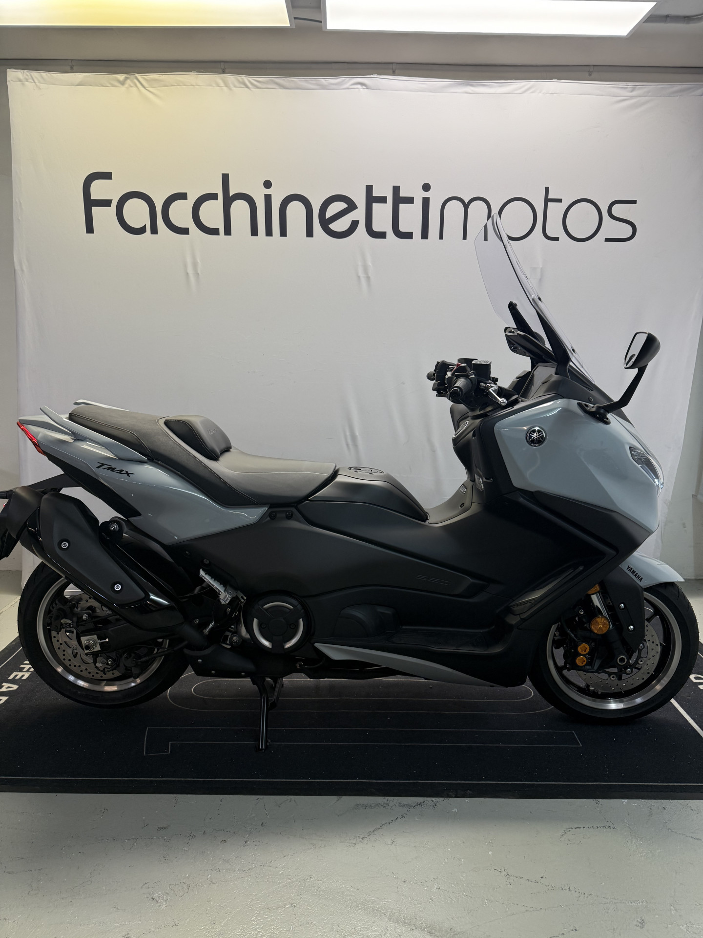 YAMAHA TMax 560 Tech Max