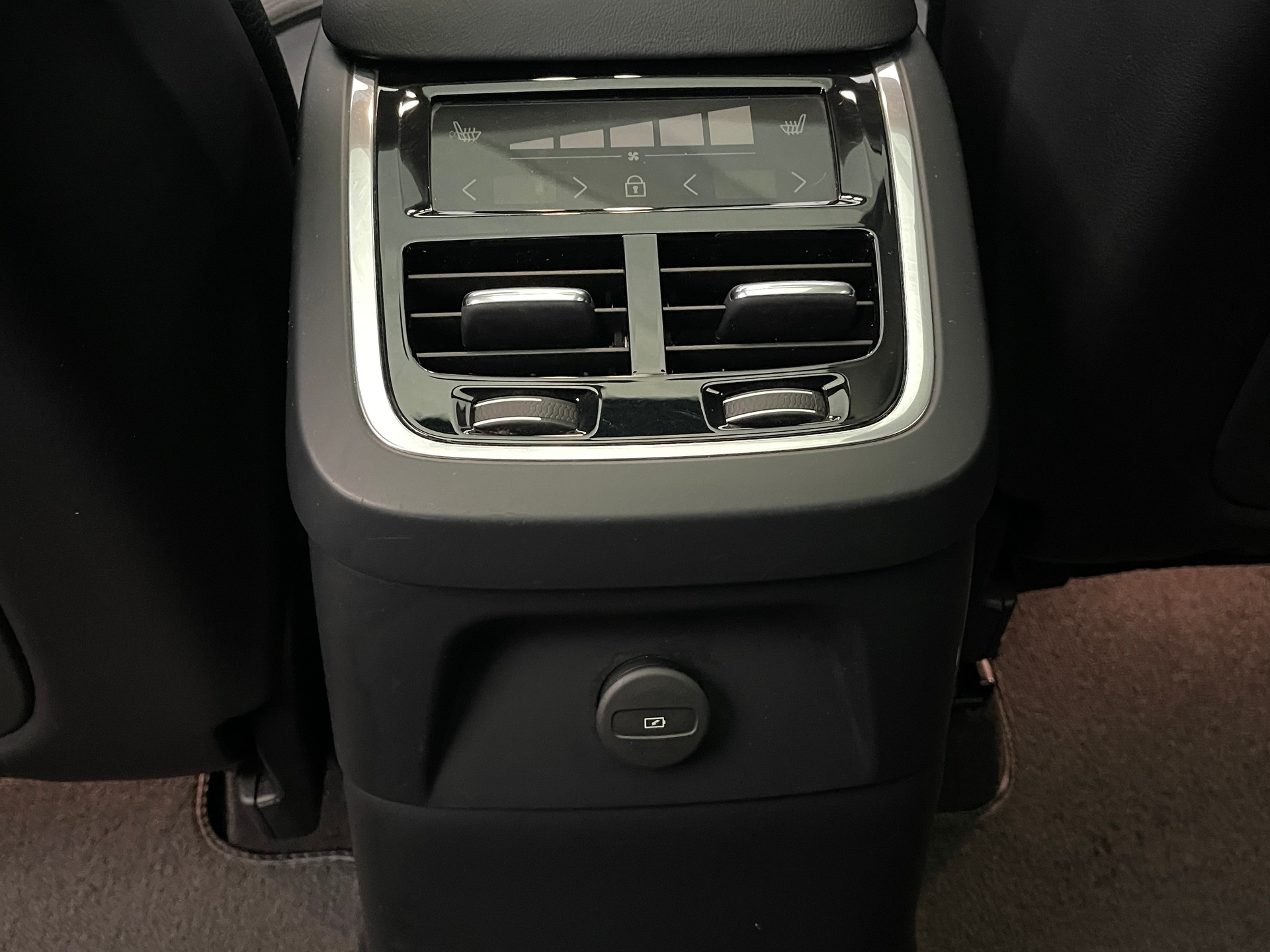 VOLVO XC90 2.0 T8 TE Ultimate Bright 7P. eAWD-image-6