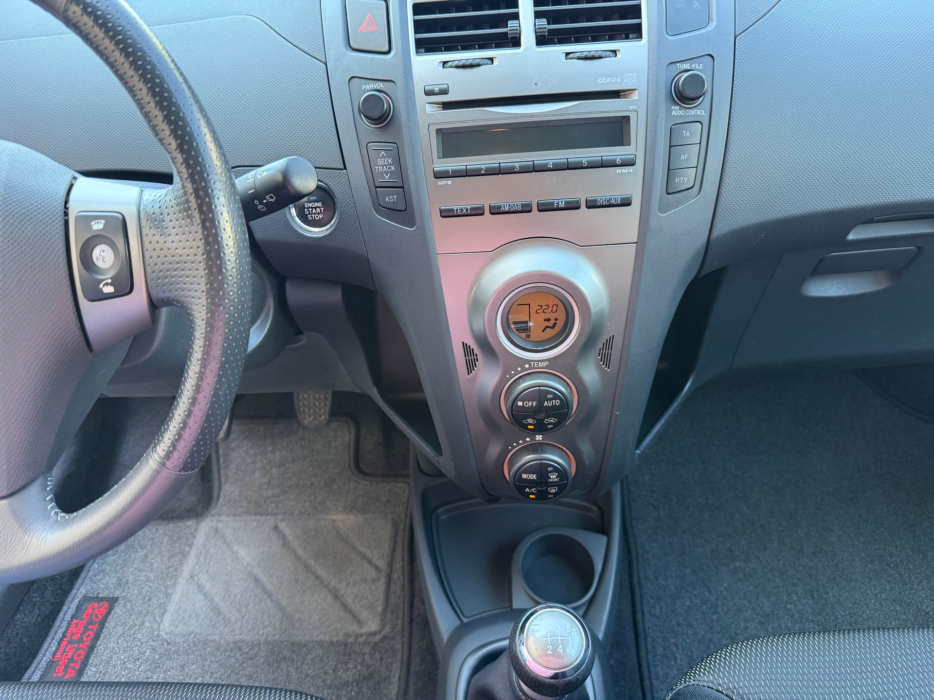 TOYOTA Yaris 1.8 TS *Klimaautomatik *Neue Hinterachse *Frisch ab MF *Isofix-image-10