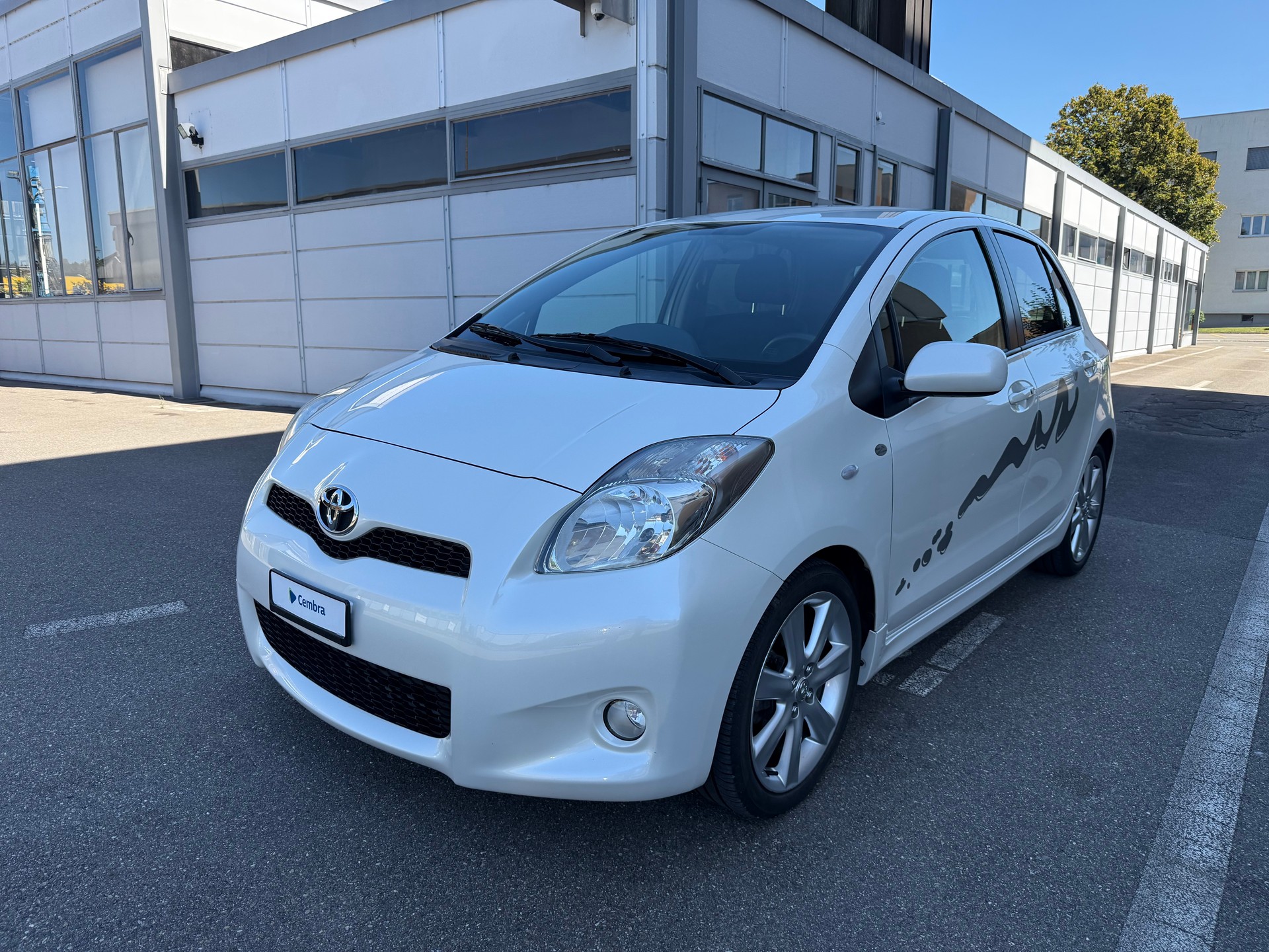 TOYOTA Yaris 1.8 TS *Klimaautomatik *Neue Hinterachse *Frisch ab MF *Isofix-image-0