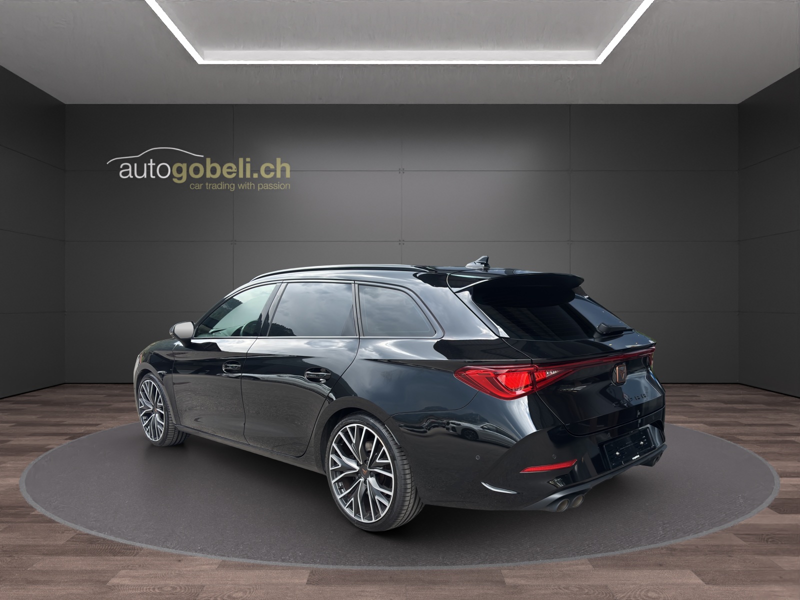 CUPRA LEON ST 2.0 TSI VZ DSG 4Drive-showroom-element-1