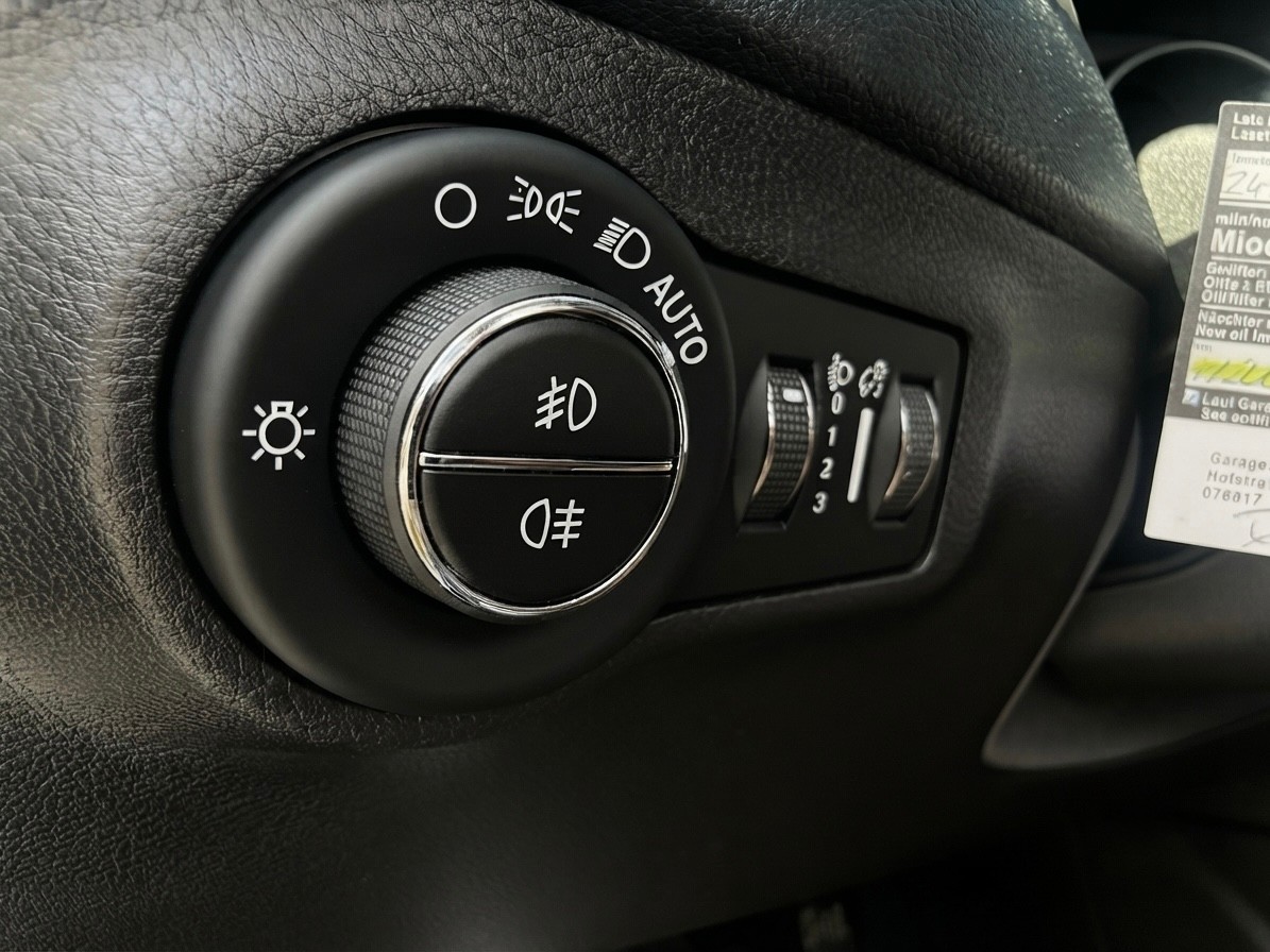 JEEP Compass 1.4 Turbo Limited AWD 9ATX-image-18