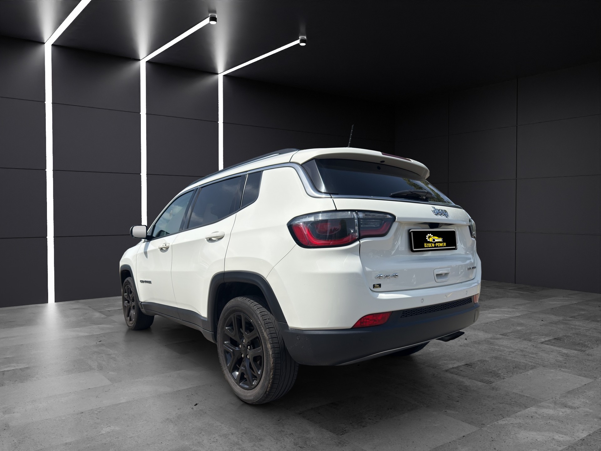 JEEP Compass 1.4 Turbo Limited AWD 9ATX-image-5