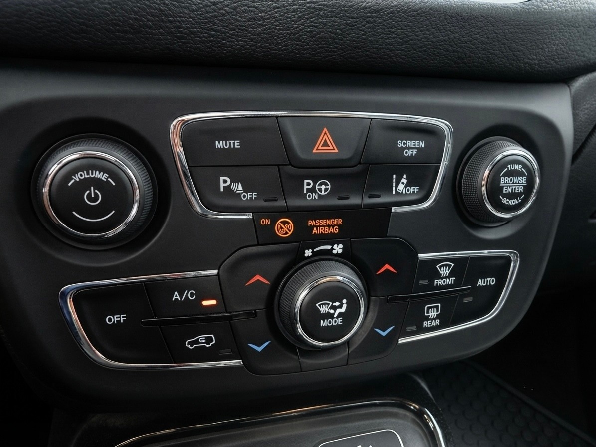 JEEP Compass 1.4 Turbo Limited AWD 9ATX-image-34