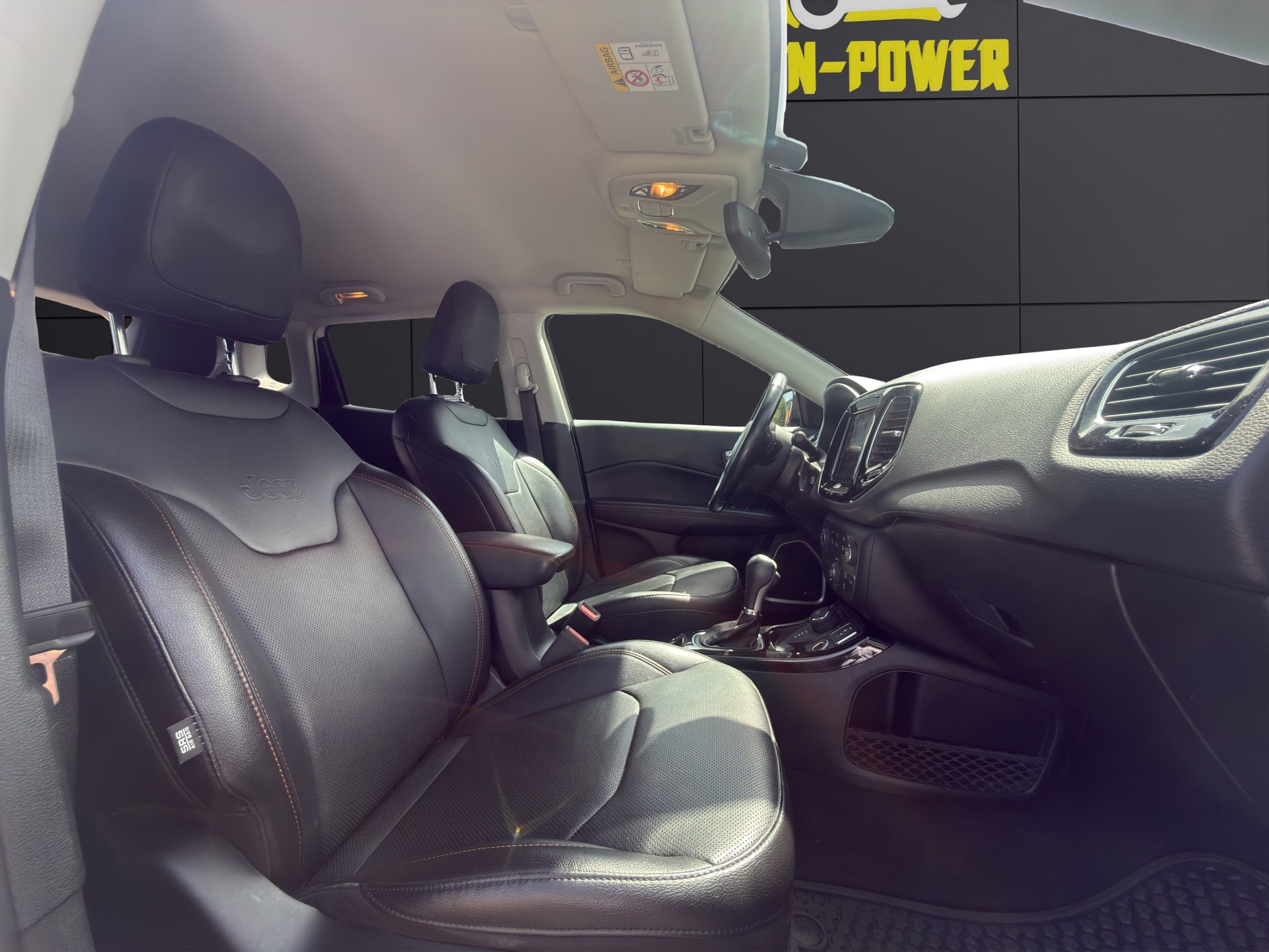 JEEP Compass 1.4 Turbo Limited AWD 9ATX-image-12