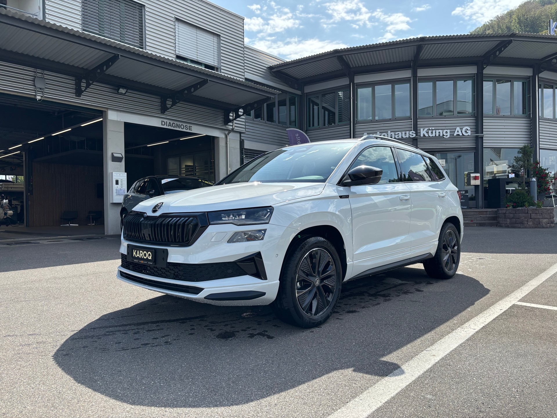 SKODA Karoq 2.0 TSI SportLine 4x4 DSG-image-0