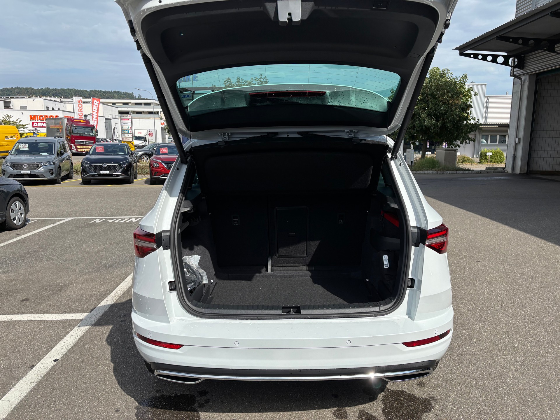 SKODA Karoq 2.0 TSI SportLine 4x4 DSG-image-15