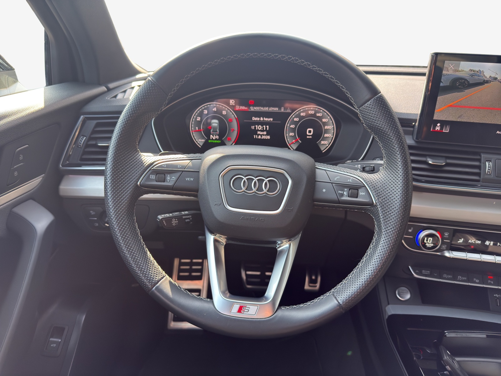 AUDI Q5 Sportback 40 TFSI S line quattro S-tronic-image-9