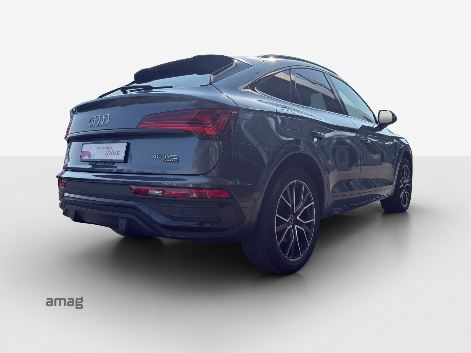 AUDI Q5 Sportback 40 TFSI S line quattro S-tronic-image-4