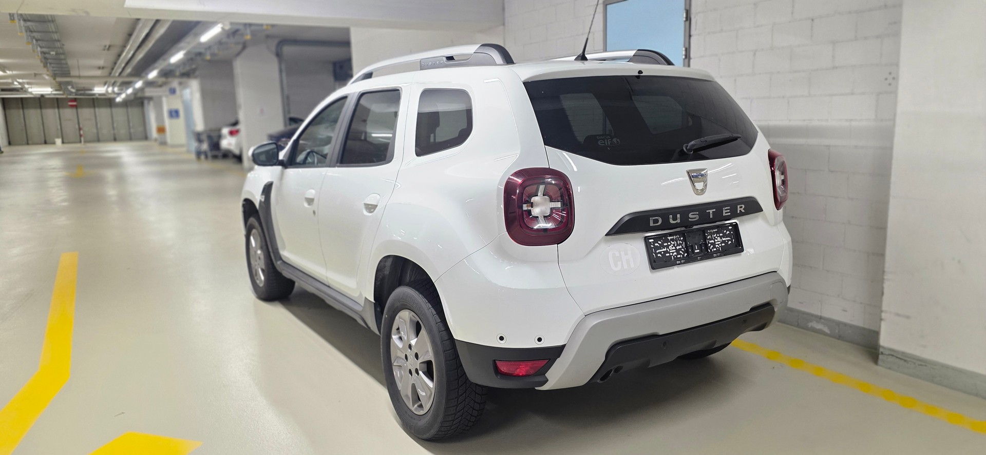 DACIA Duster dCi 115 Prestige 4x4-image-2
