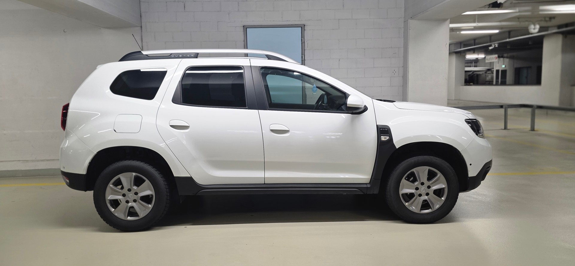 DACIA Duster dCi 115 Prestige 4x4-image-5
