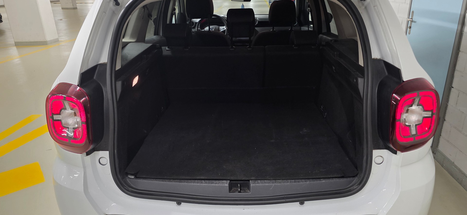 DACIA Duster dCi 115 Prestige 4x4-image-14