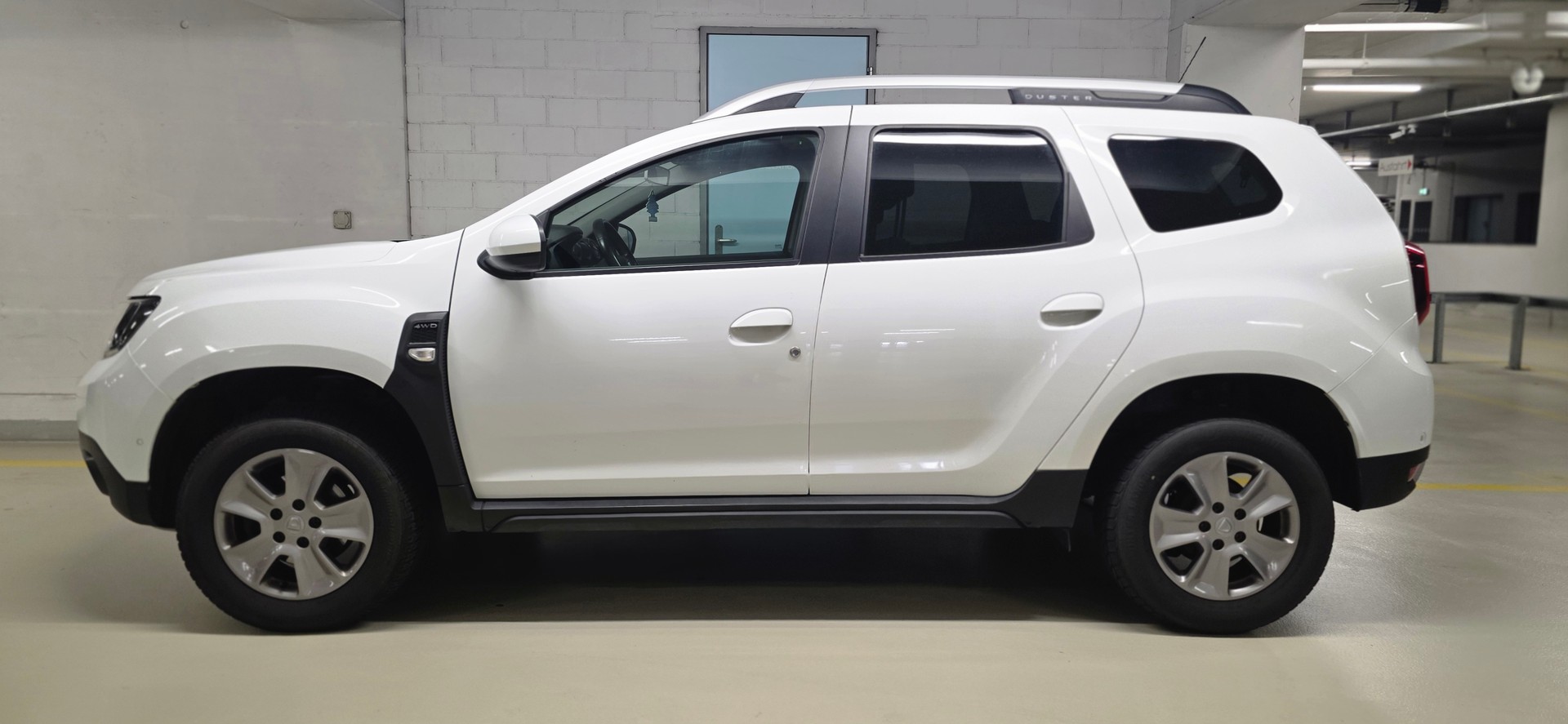 DACIA Duster dCi 115 Prestige 4x4-image-1