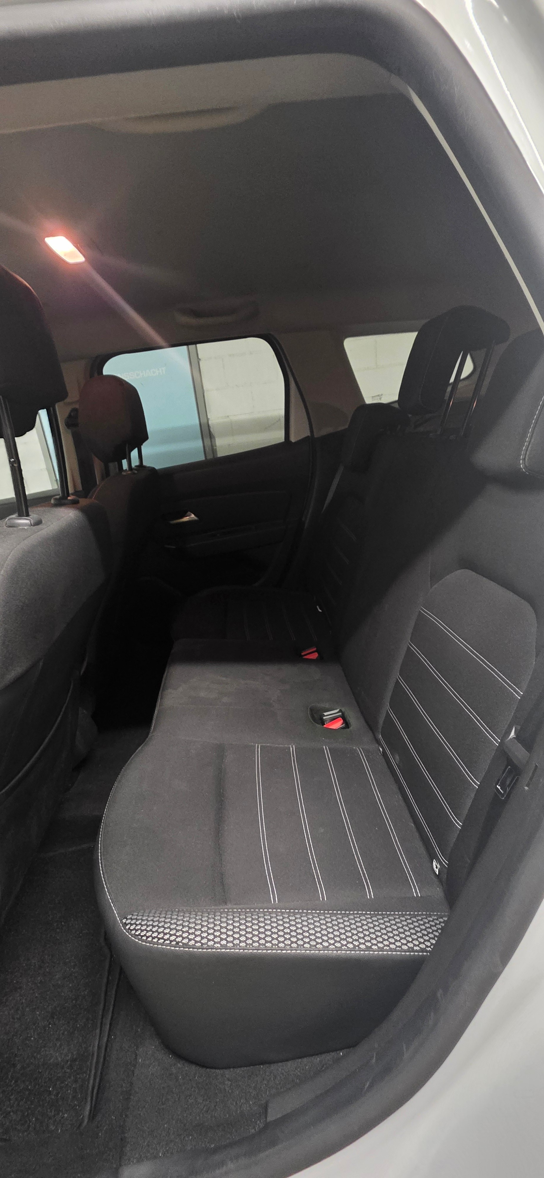 DACIA Duster dCi 115 Prestige 4x4-image-10