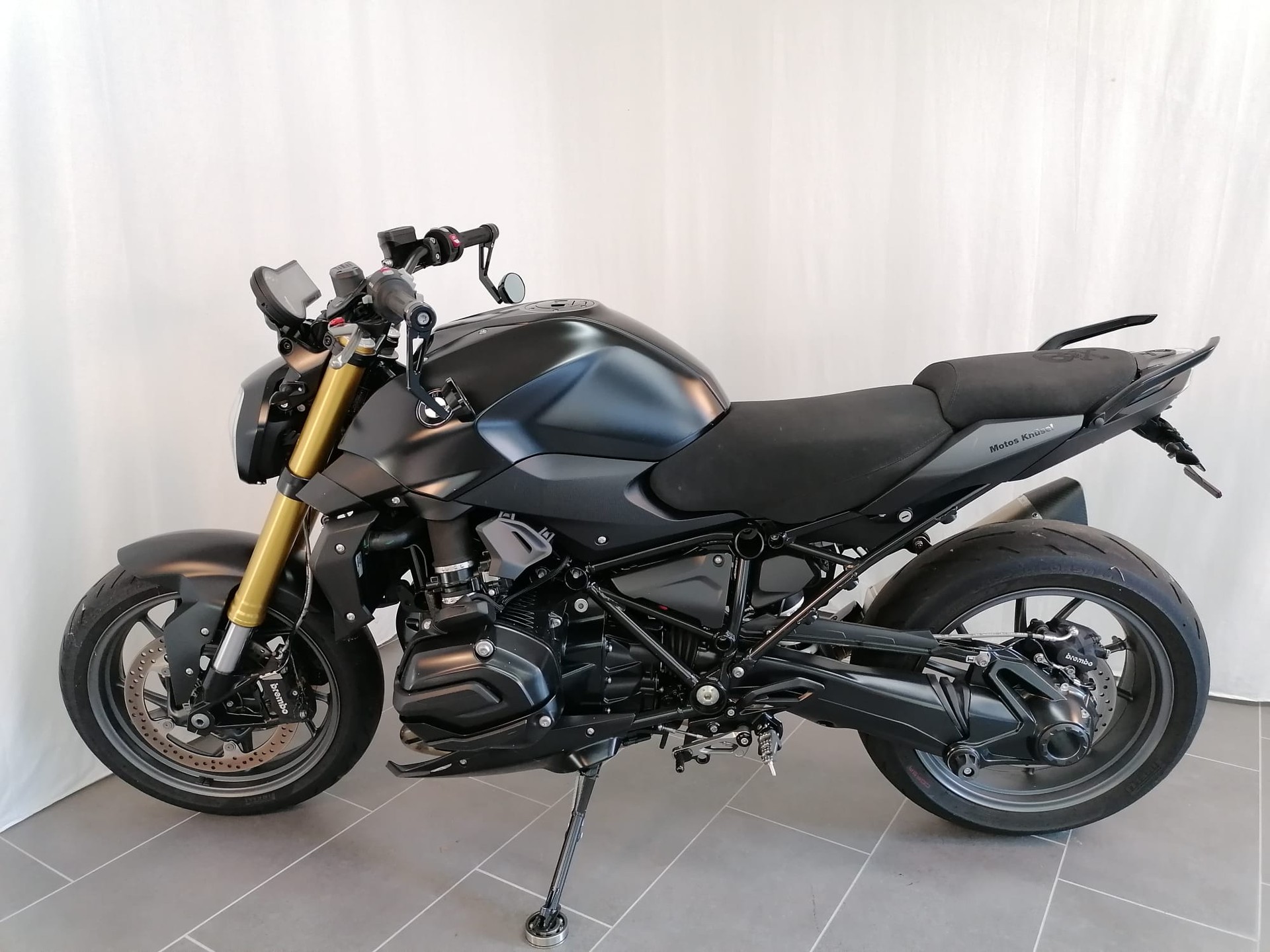 BMW R 1200 R ABS-showroom-element-3