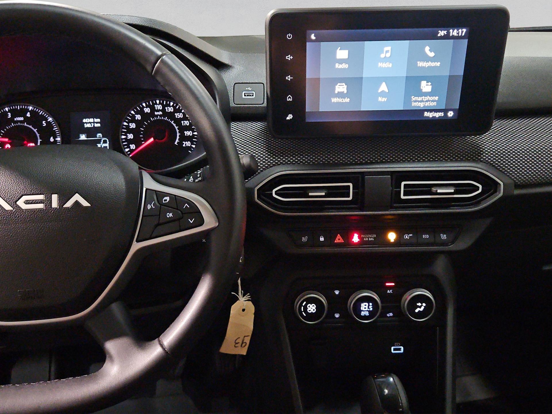 DACIA Sandero TCe 90 Expression CVT-image-11