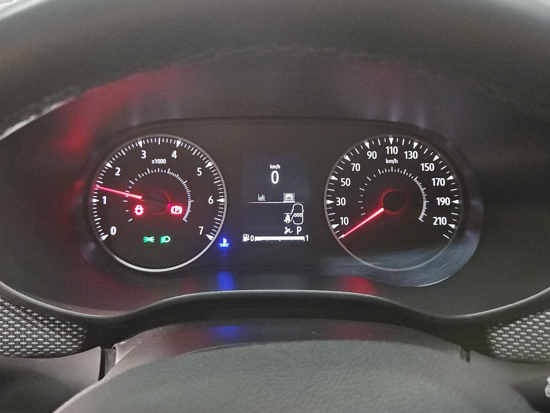 DACIA Sandero TCe 90 Expression CVT-image-10