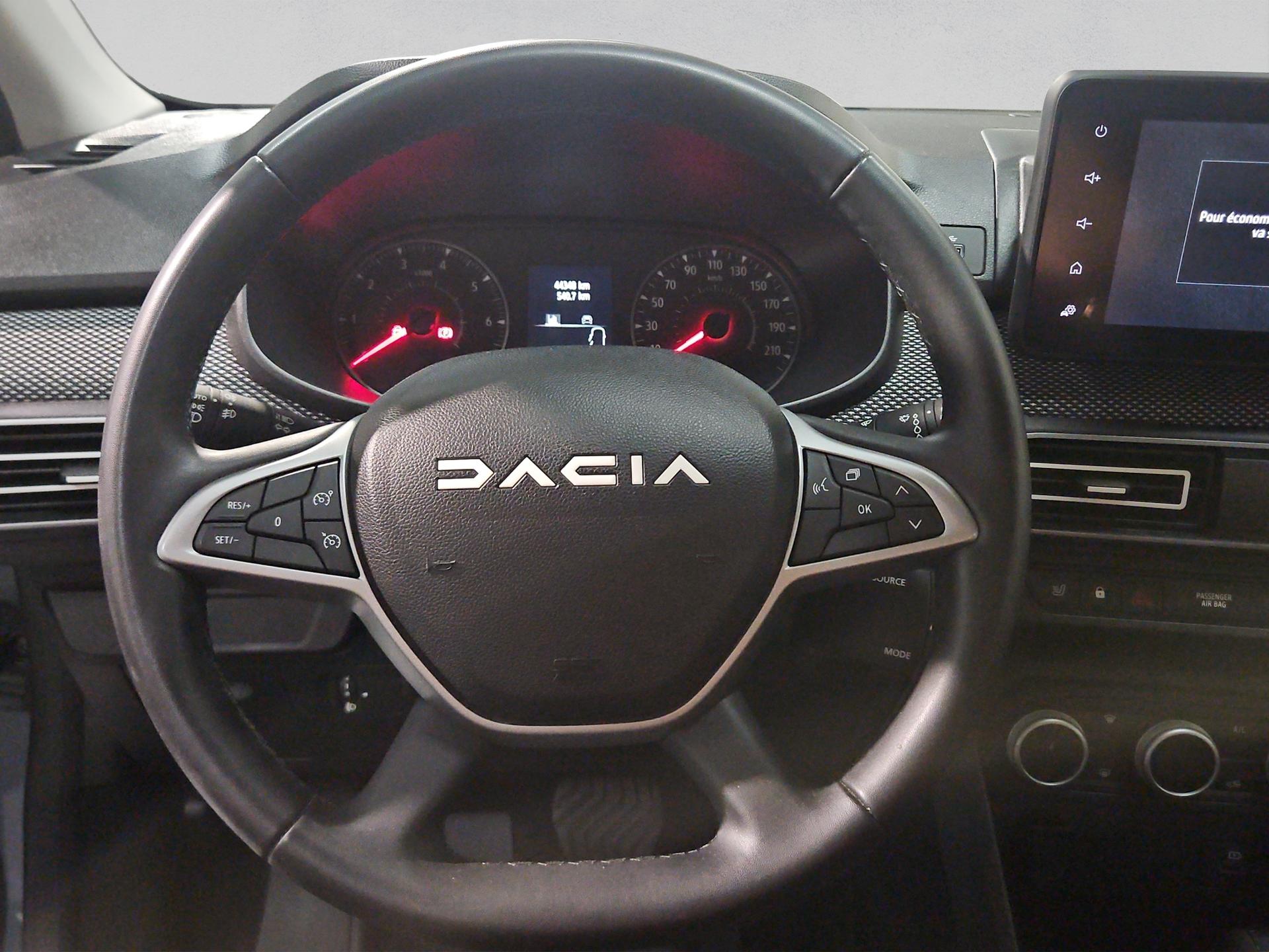 DACIA Sandero TCe 90 Expression CVT-image-9