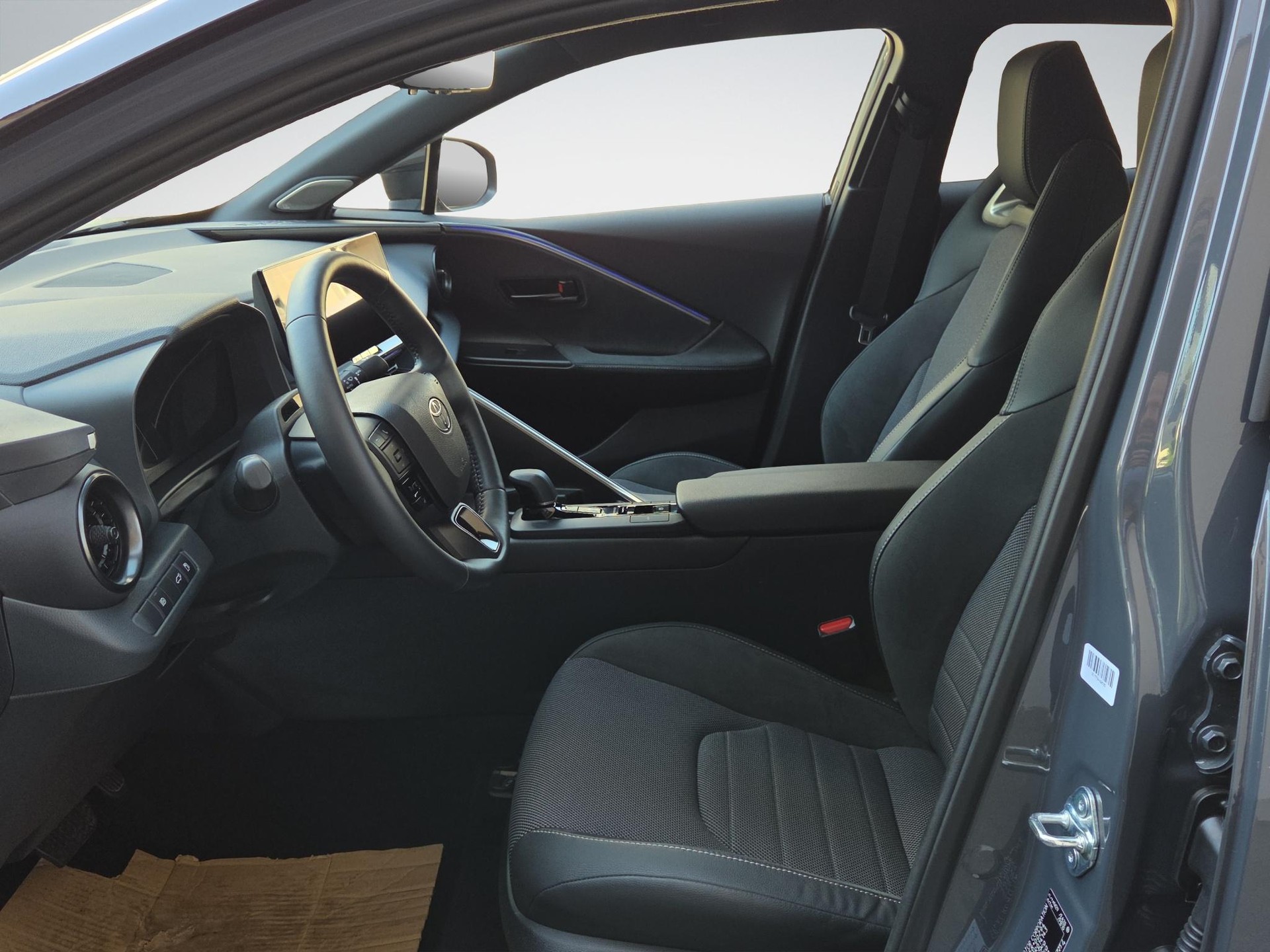 TOYOTA C-HR 2.0 HEV Style 4x4-image-8