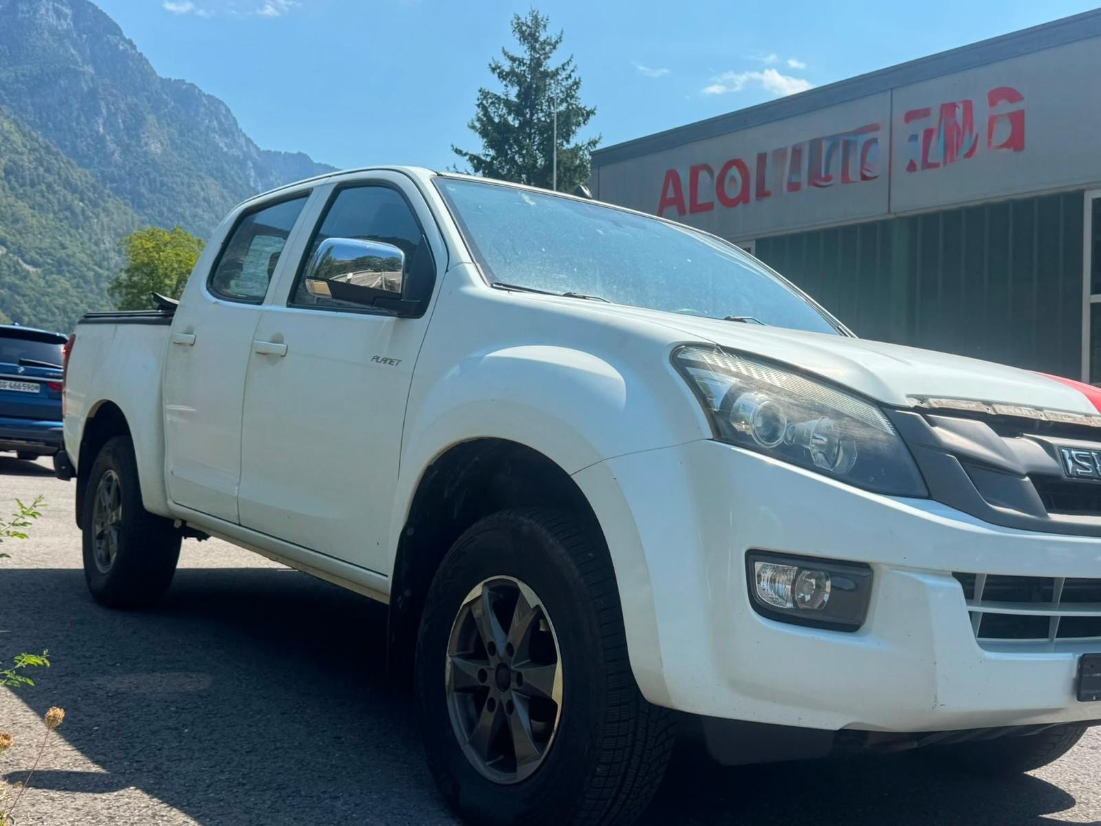 ISUZU D-MAX 2.5 Crew Cab Planet 4x4-image-14