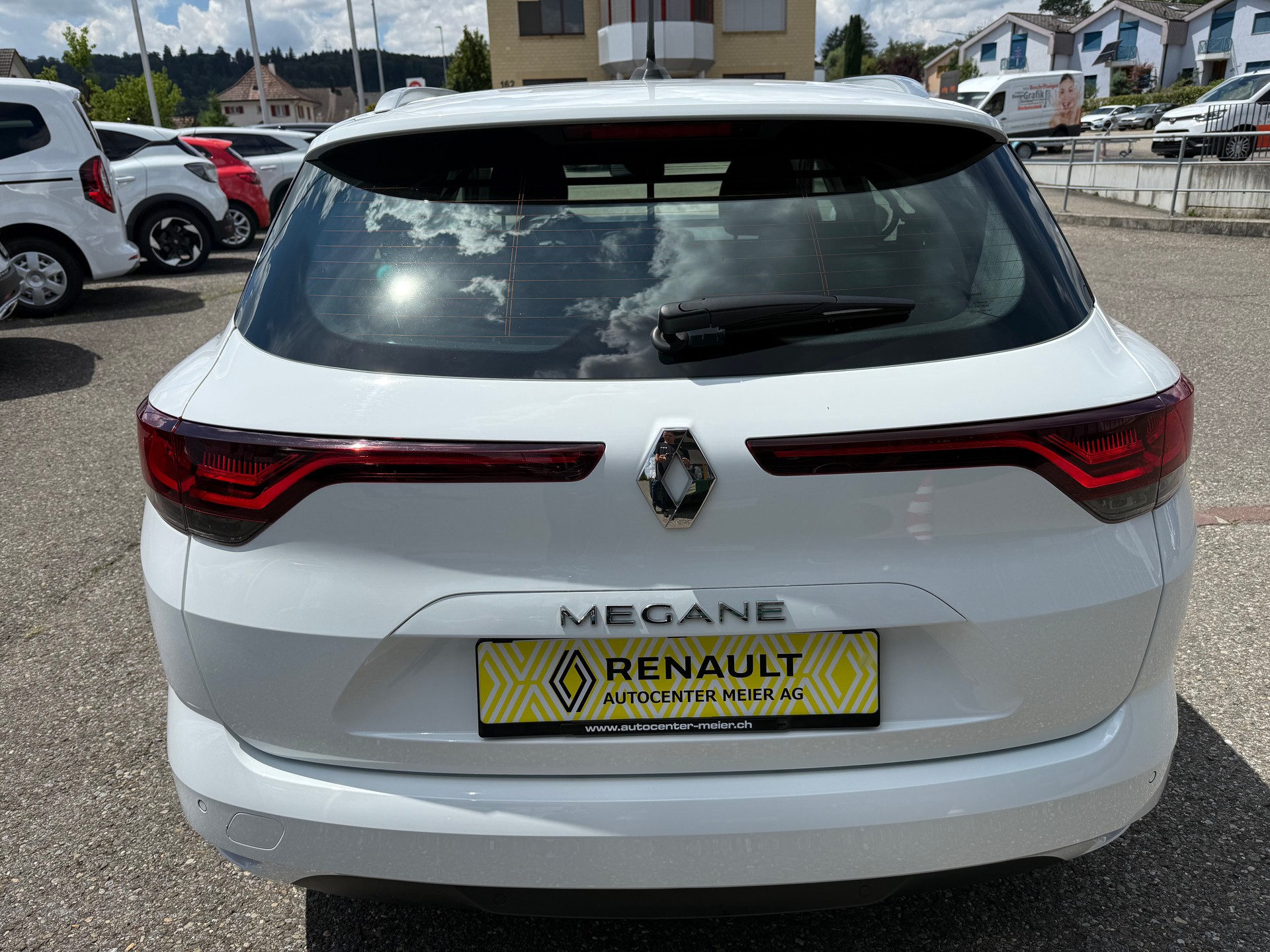 RENAULT Mégane Grandtour 1.5 dCi Business EDC-image-4