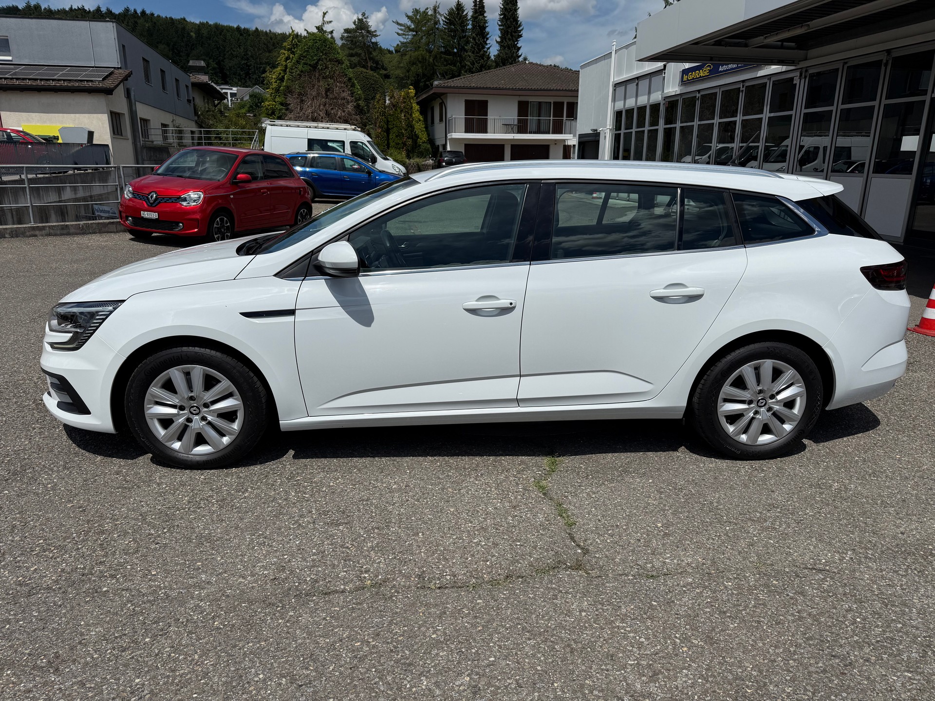 RENAULT Mégane Grandtour 1.5 dCi Business EDC-image-2