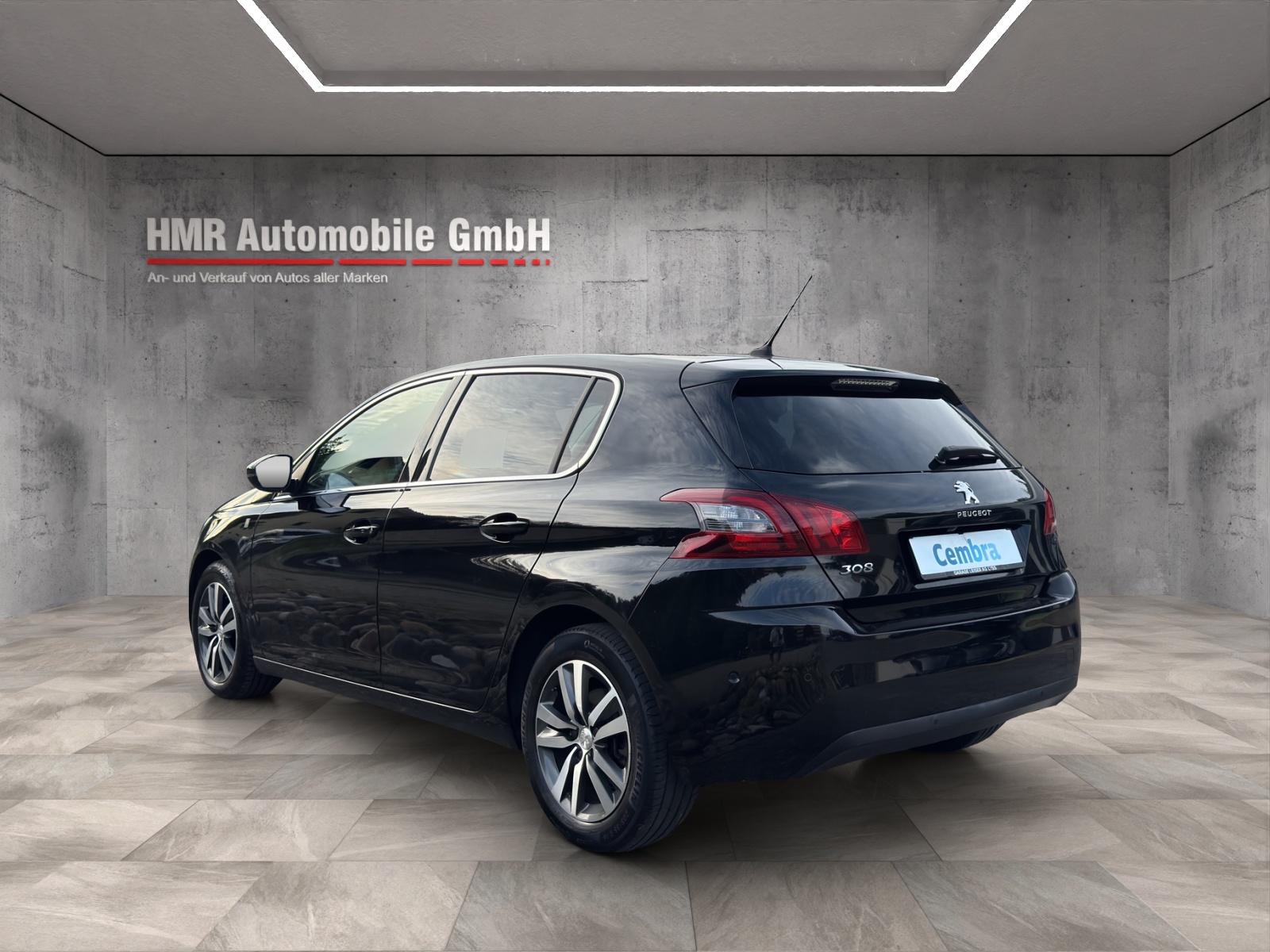 PEUGEOT 308 1.2 Pure Tech Style EAT8-image-1