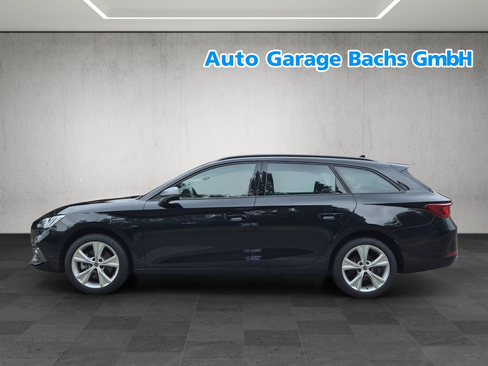 SEAT Leon ST 1.5 eHybrid pHEV DSG FR-image-3
