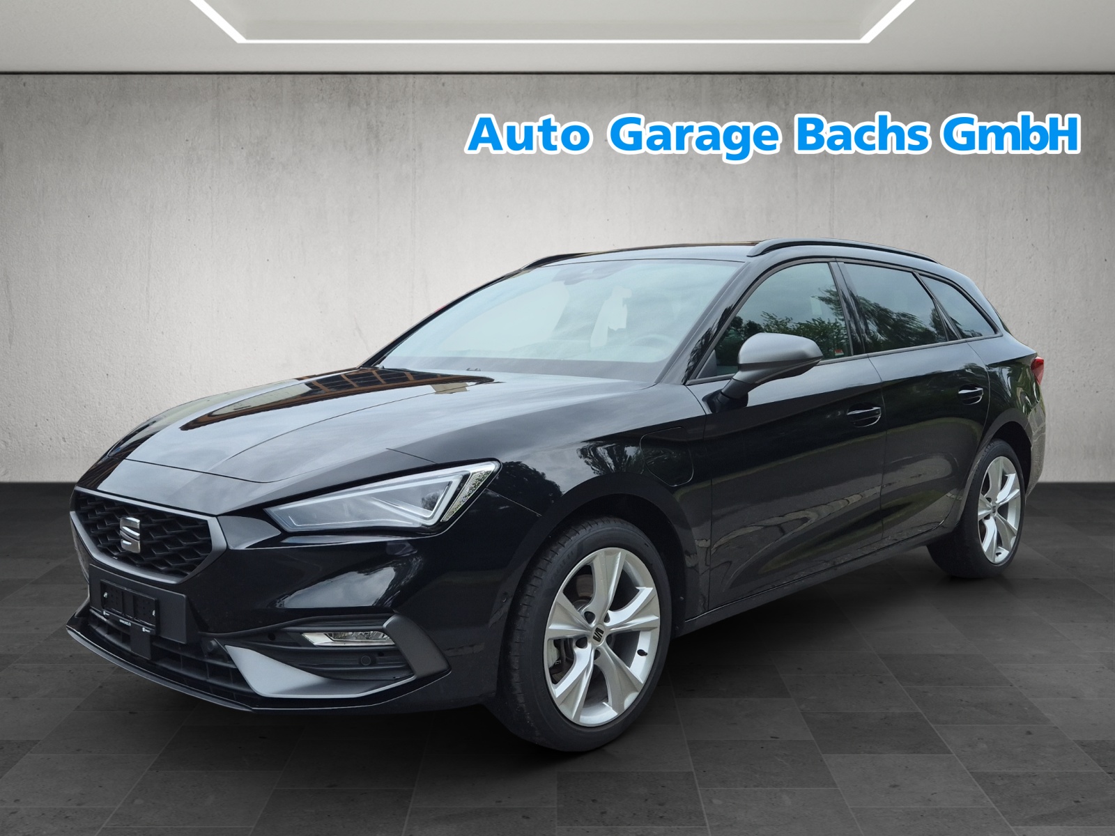 SEAT Leon ST 1.5 eHybrid pHEV DSG FR-image-0