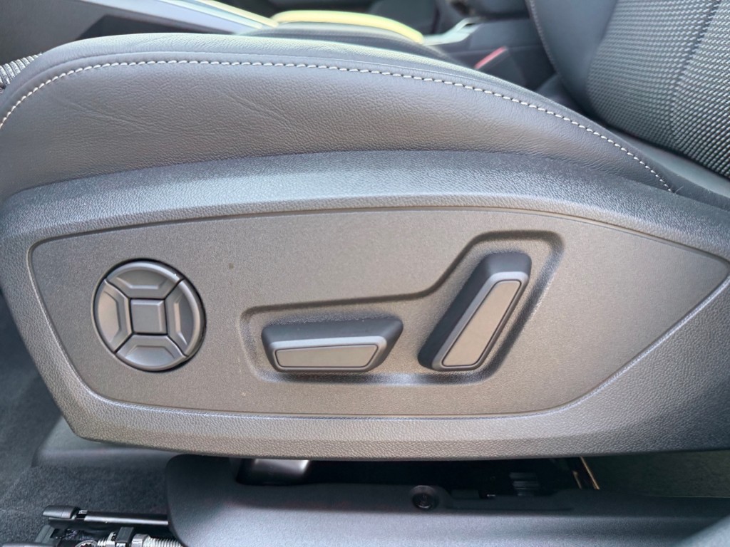AUDI A3 Sportback 35 TFSI advanced Attraction S-tronic-image-21