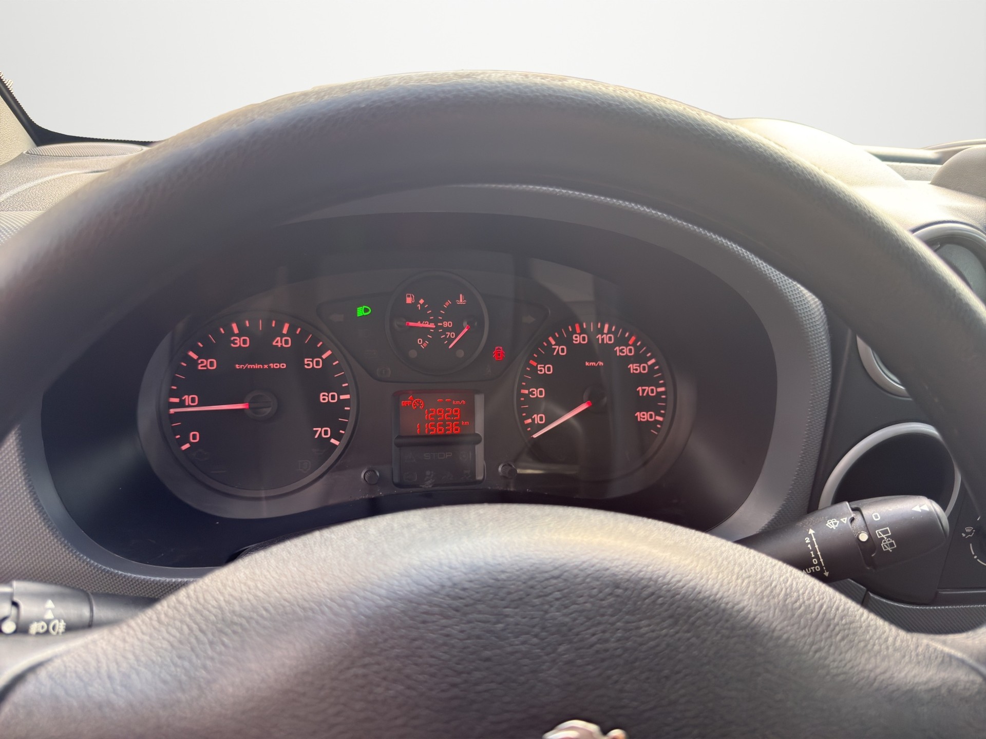 PEUGEOT Partner 1.6 BlueHDI S&S Allure-image-8