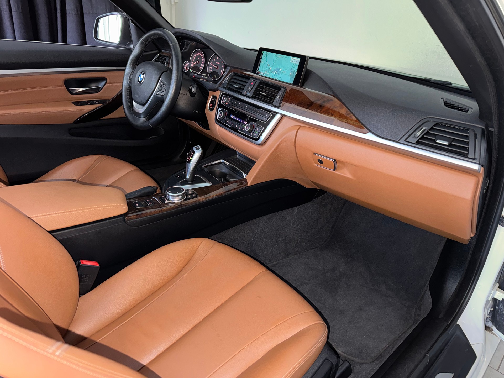 BMW 420i Cabriolet Luxury Line Steptronic | CH |-image-16