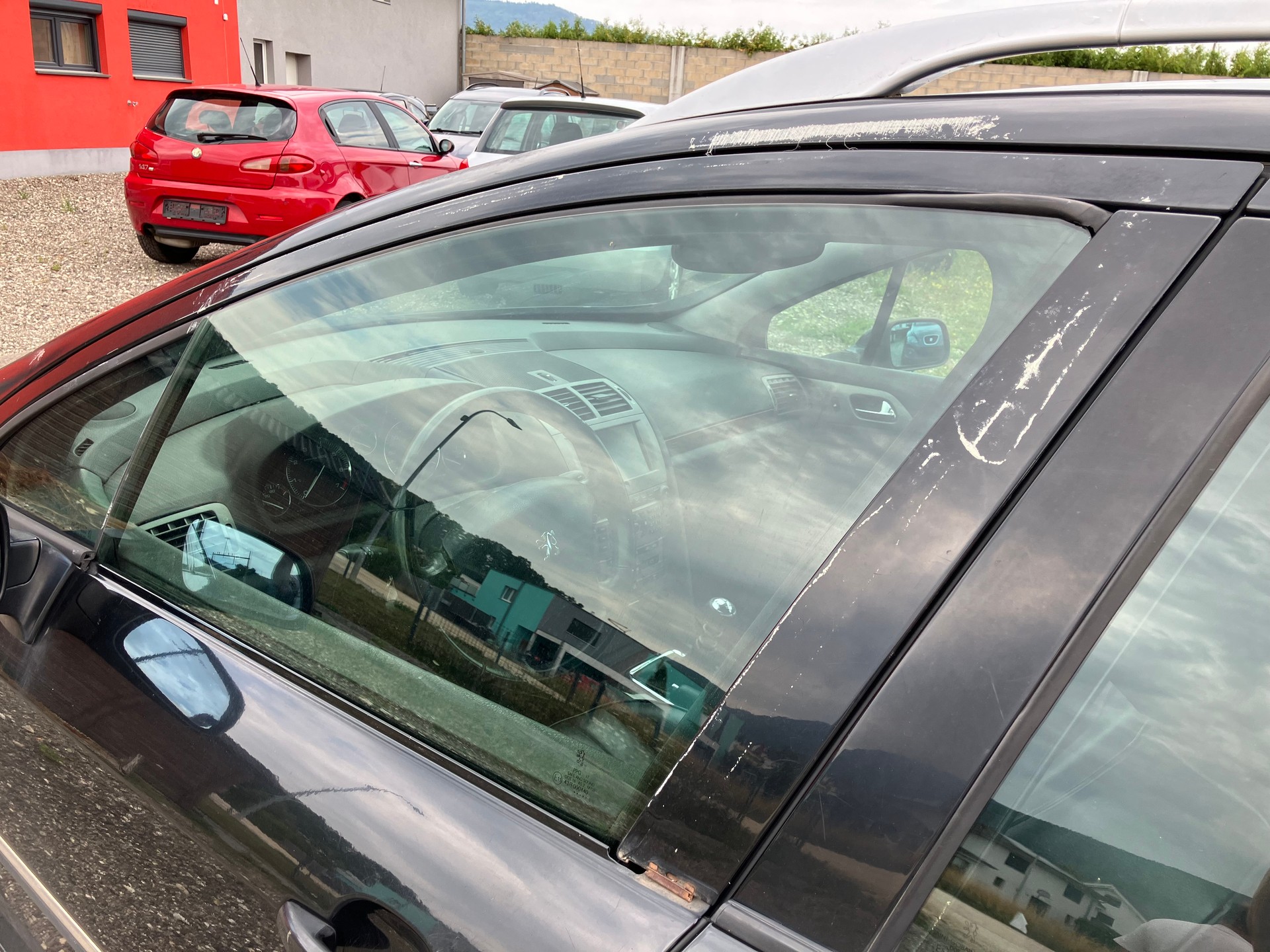 PEUGEOT 407 SW 2.2 SV Executive-image-10