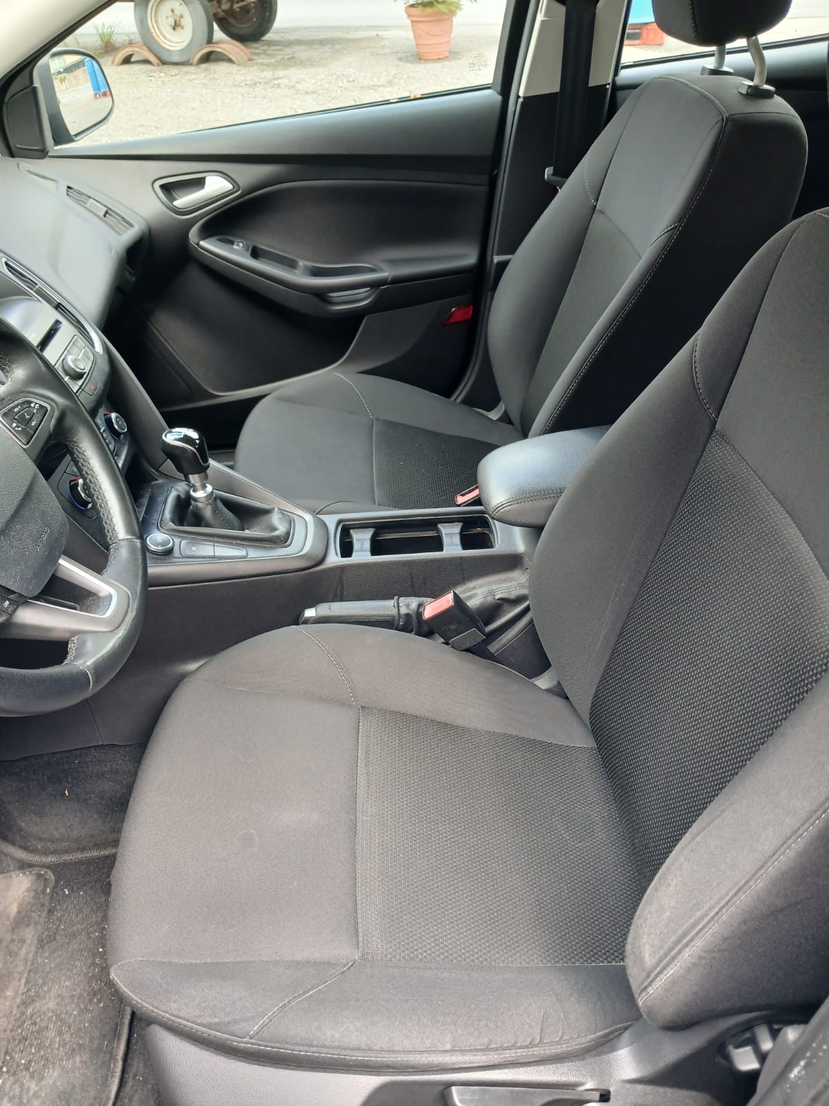 FORD Focus 1.0 SCTi Trend-image-7