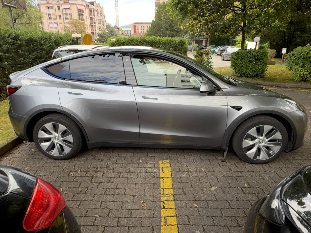 TESLA Long Range D-image-1