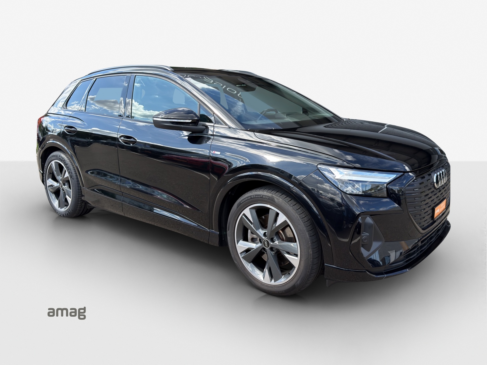 AUDI Q4 e-tron 40-image-5