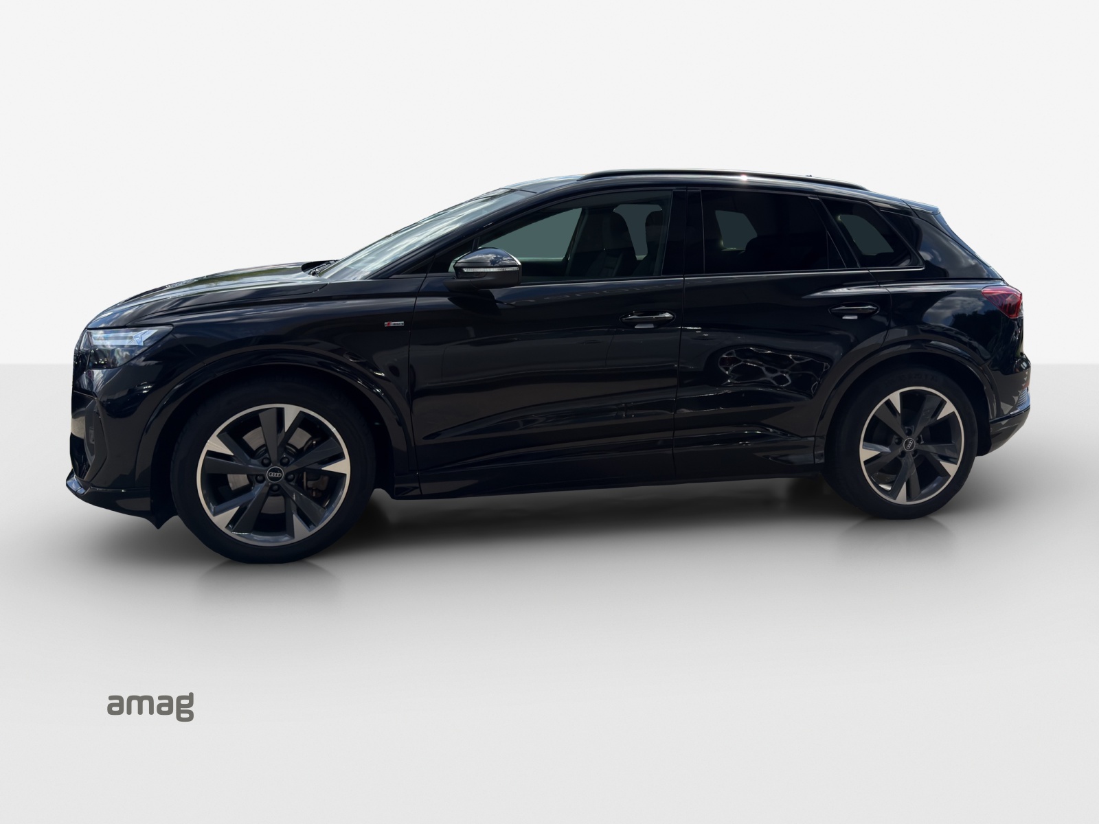 AUDI Q4 e-tron 40-image-1