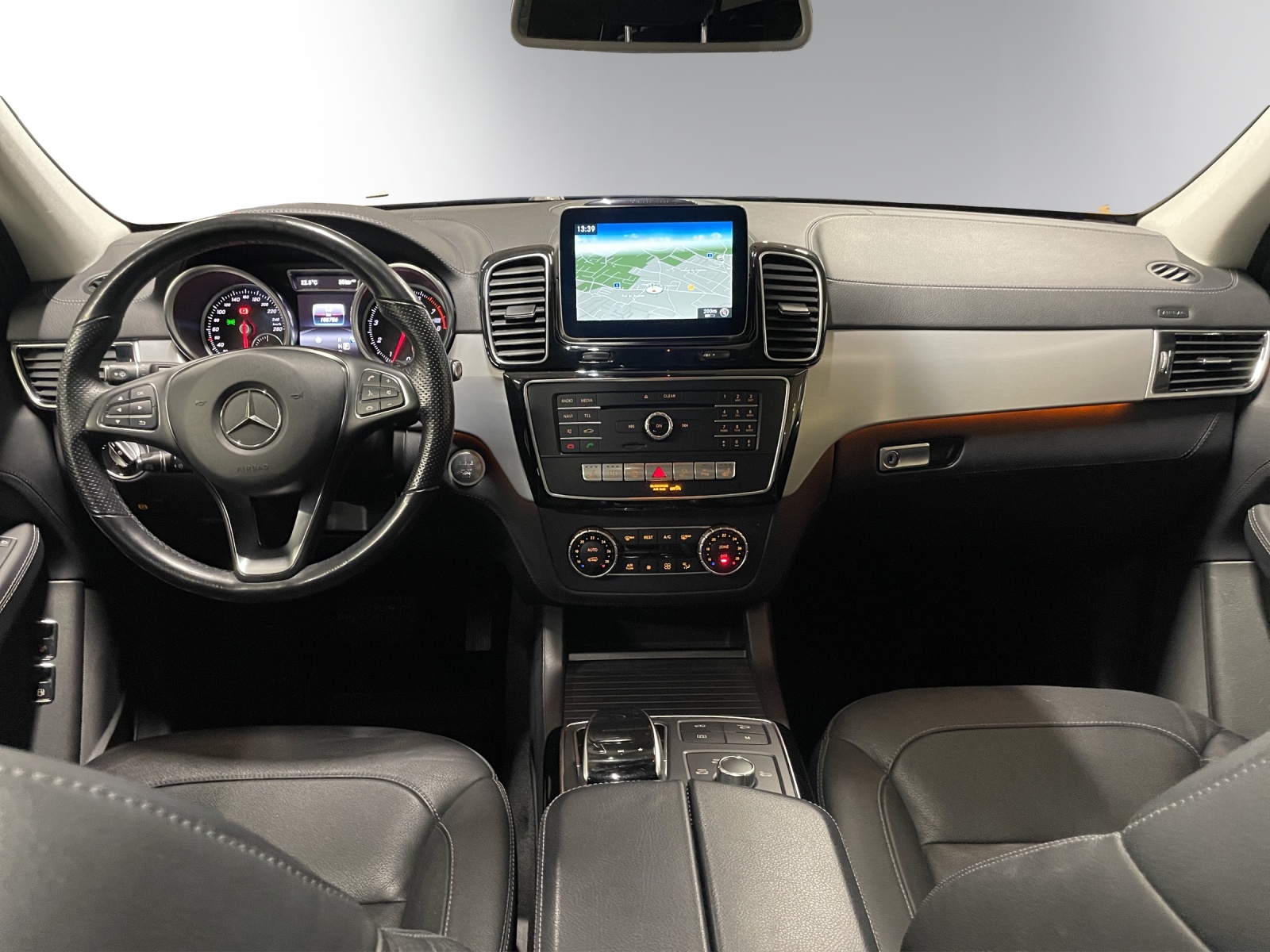 MERCEDES-BENZ GLE 500 e 4Matic 7G-Tronic-image-11