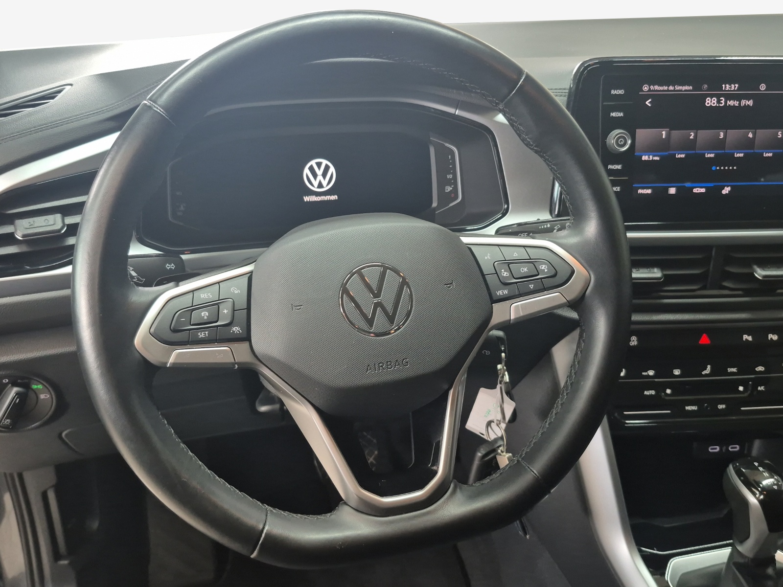 VW T-Roc 1.5 TSI EVO Life DSG-image-9