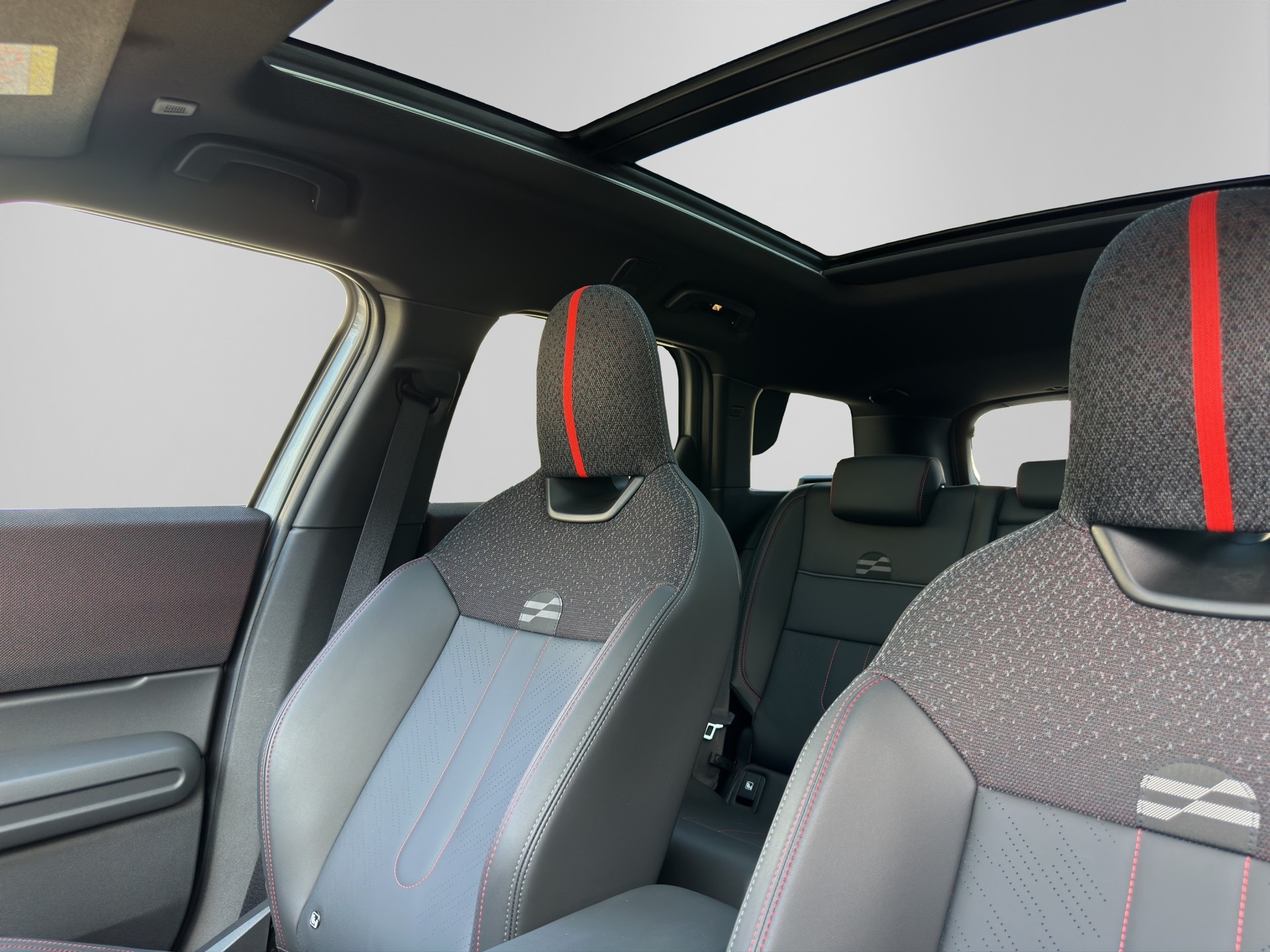 MINI Countryman SE ALL 4-image-11