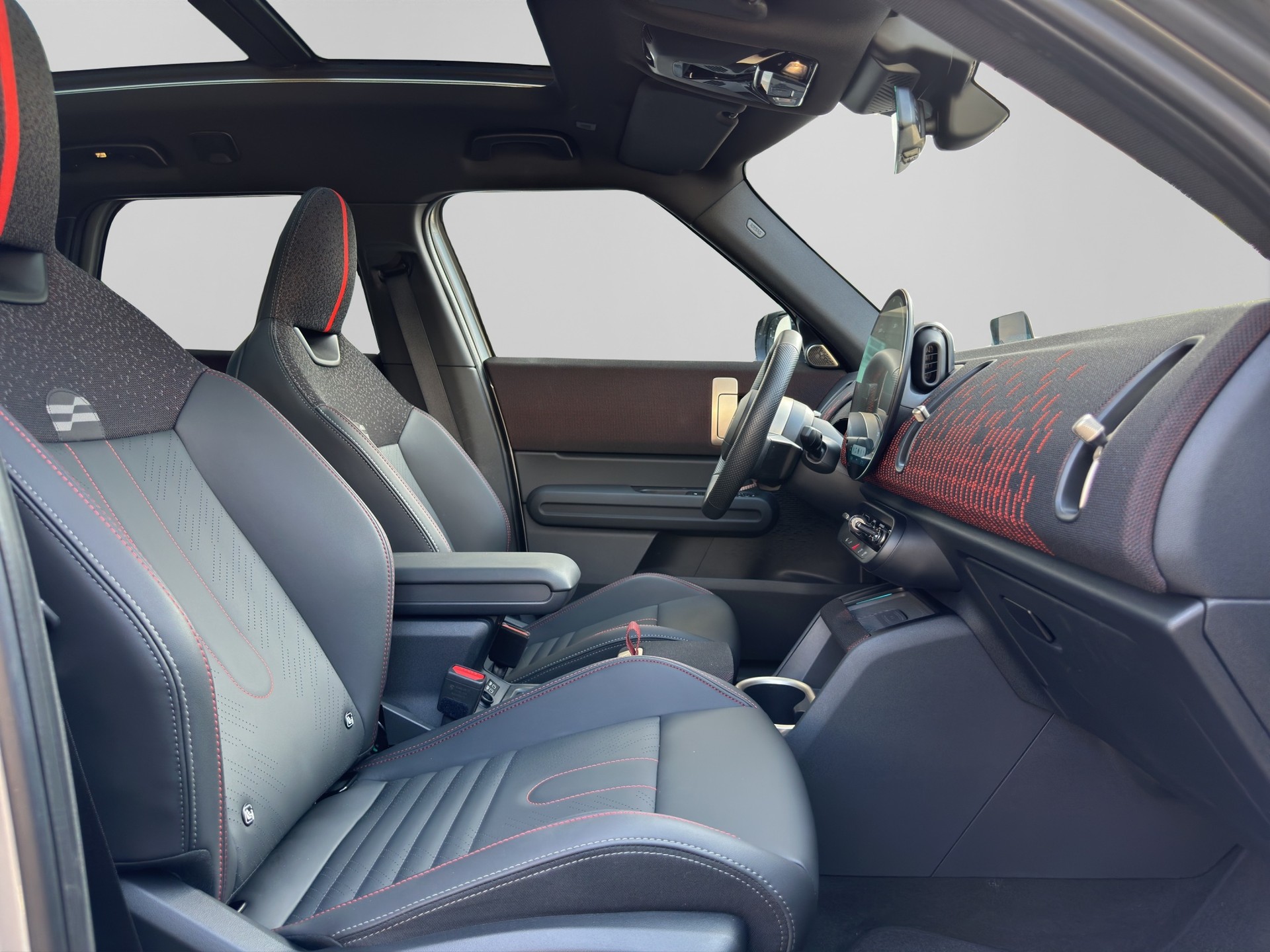 MINI Countryman SE ALL 4-image-17